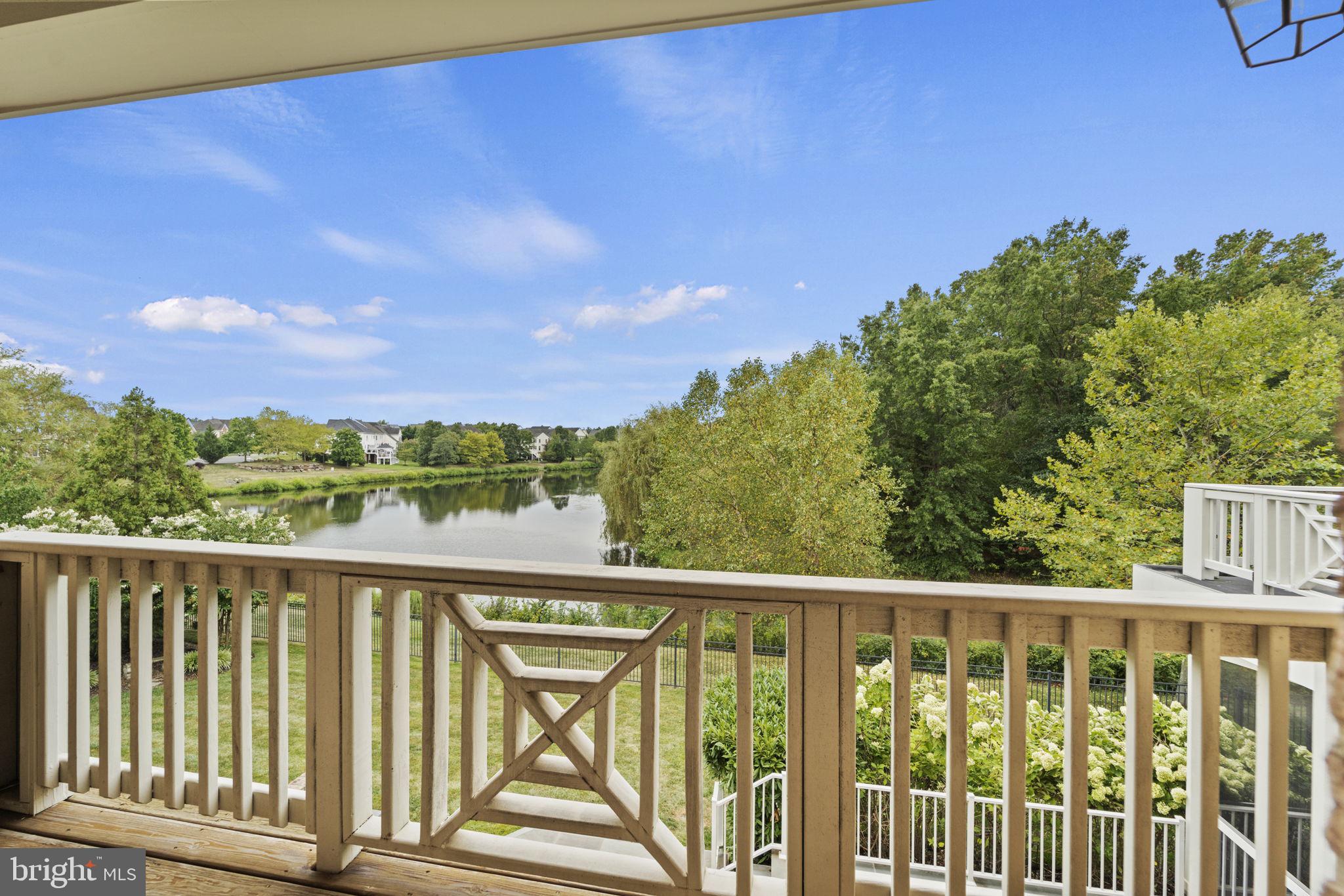 42747 MIRROR POND PLACE