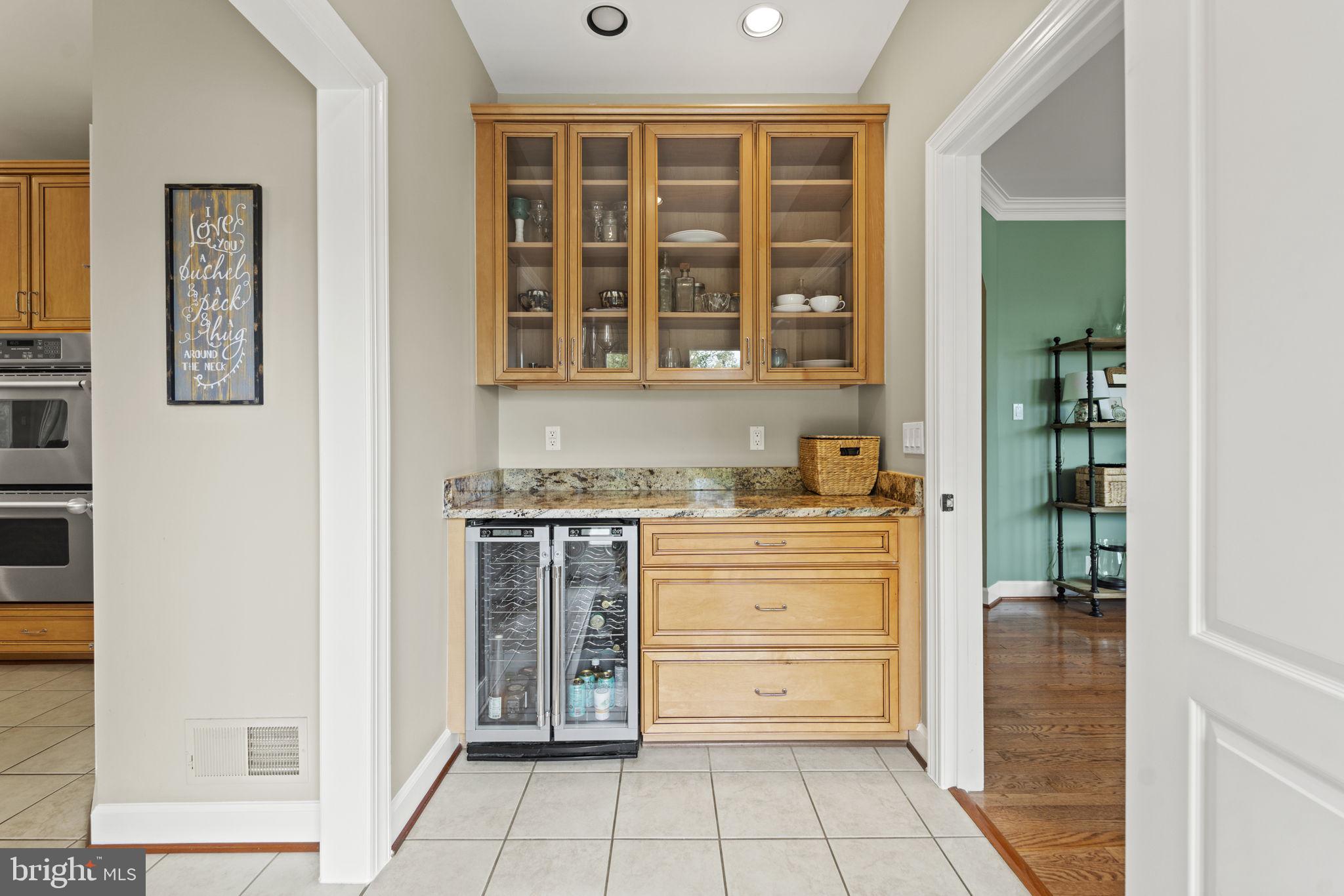 42747 MIRROR POND PLACE