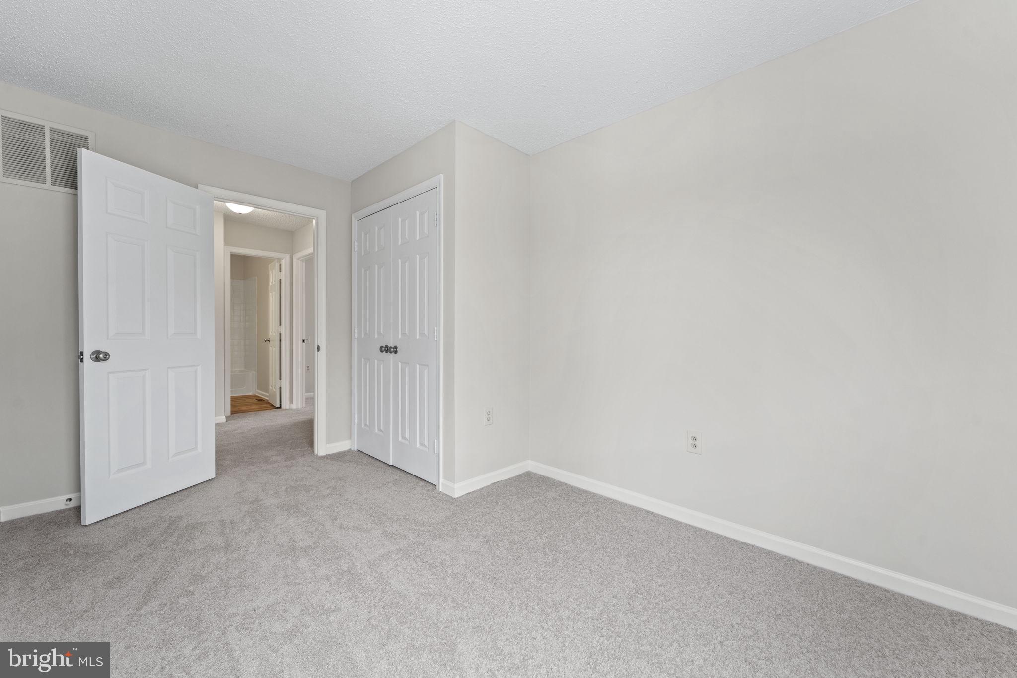 418 DEERPATH AVENUE SW
