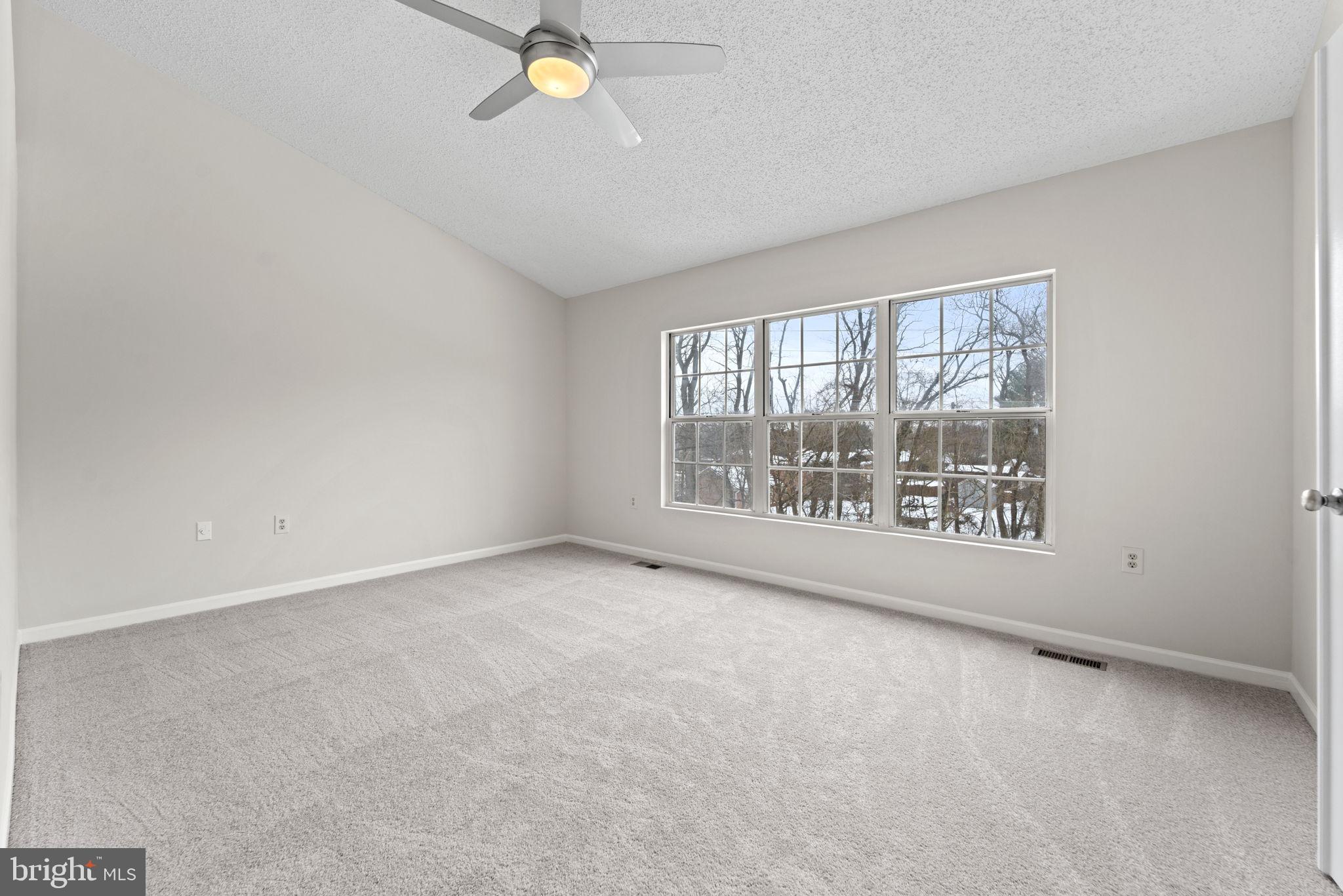 418 DEERPATH AVENUE SW