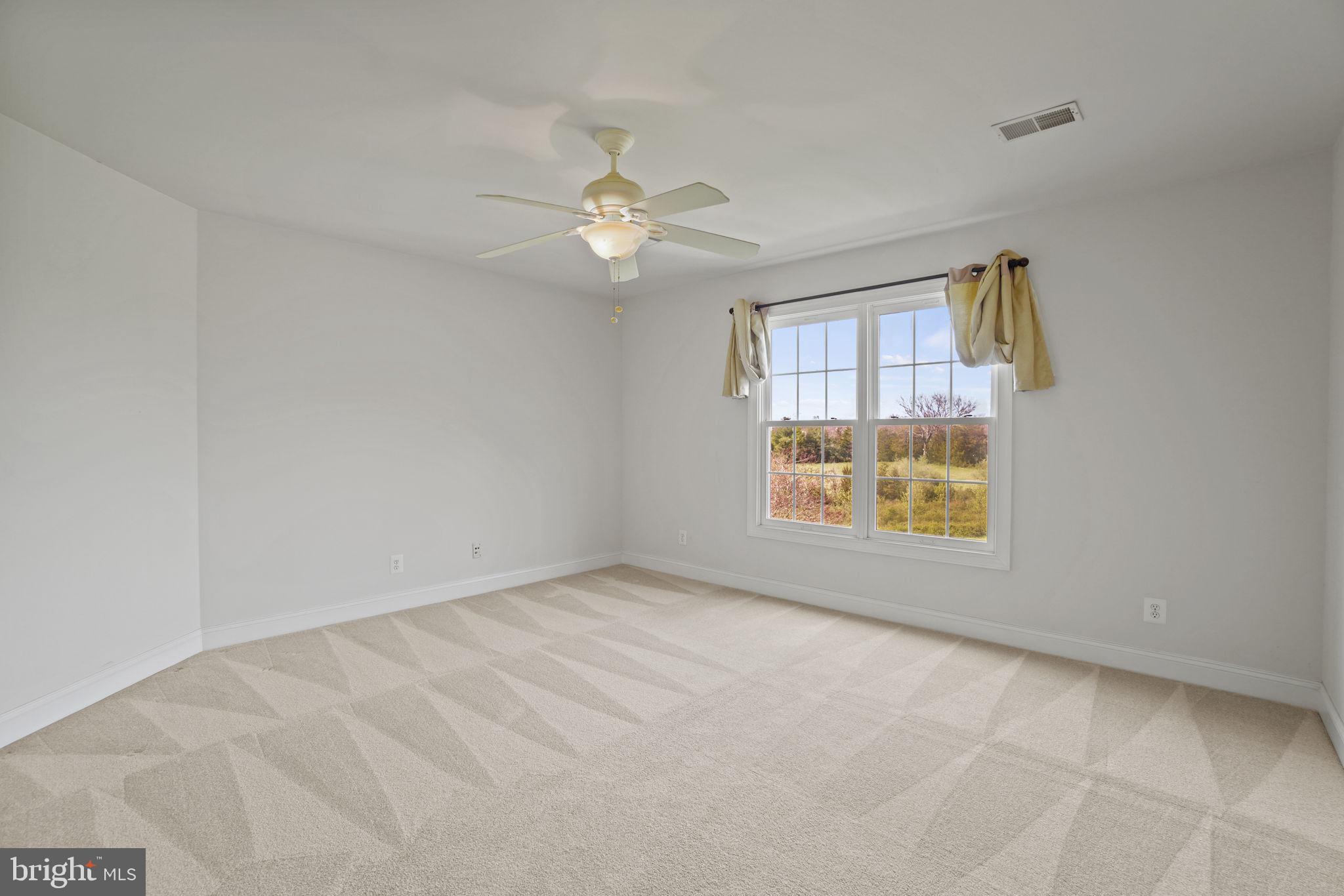 41419 SOUTHPAW PLACE