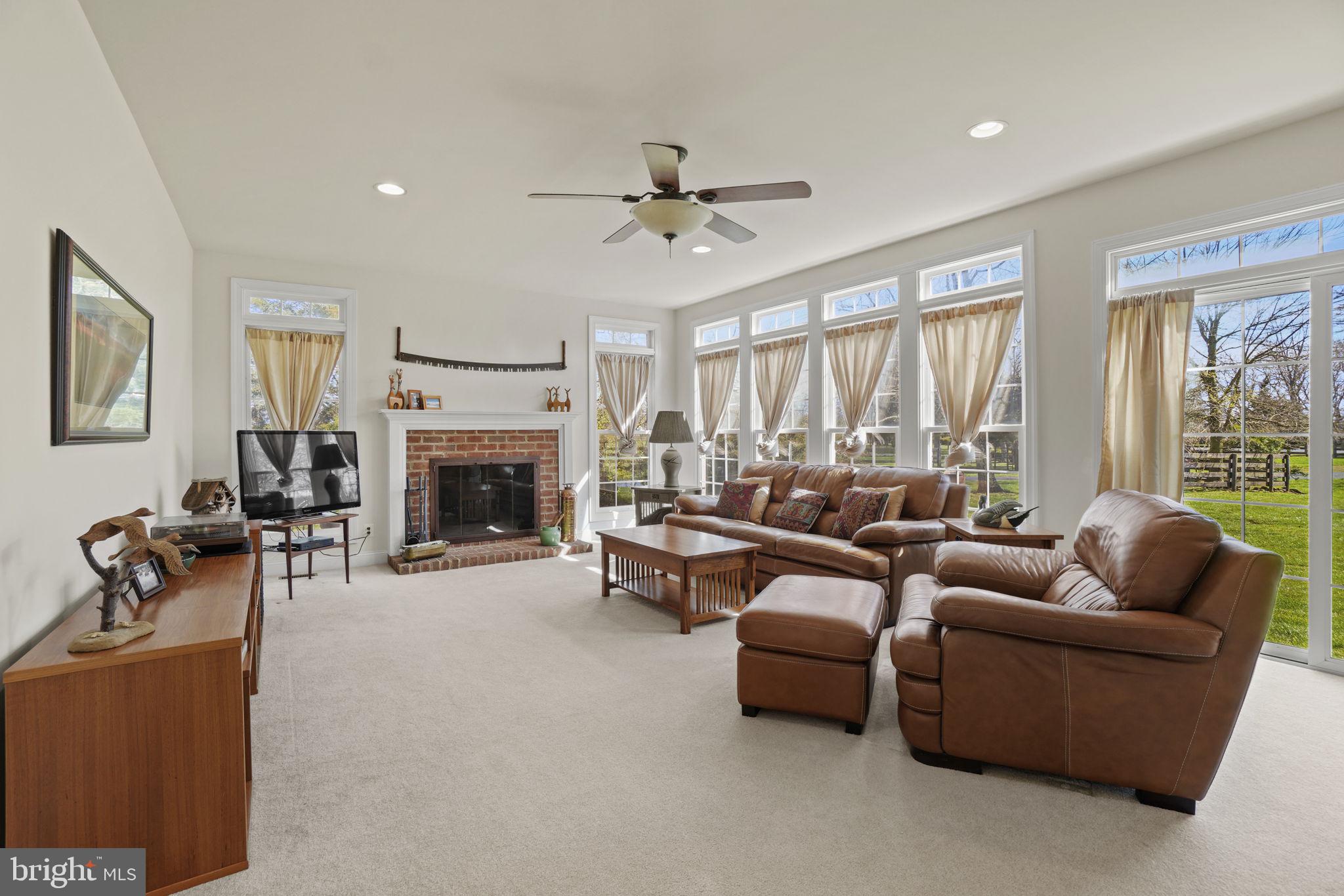 41419 SOUTHPAW PLACE