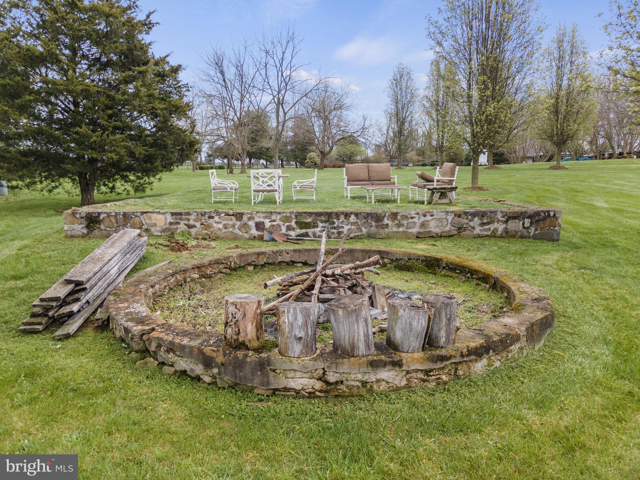 41419 SOUTHPAW PLACE