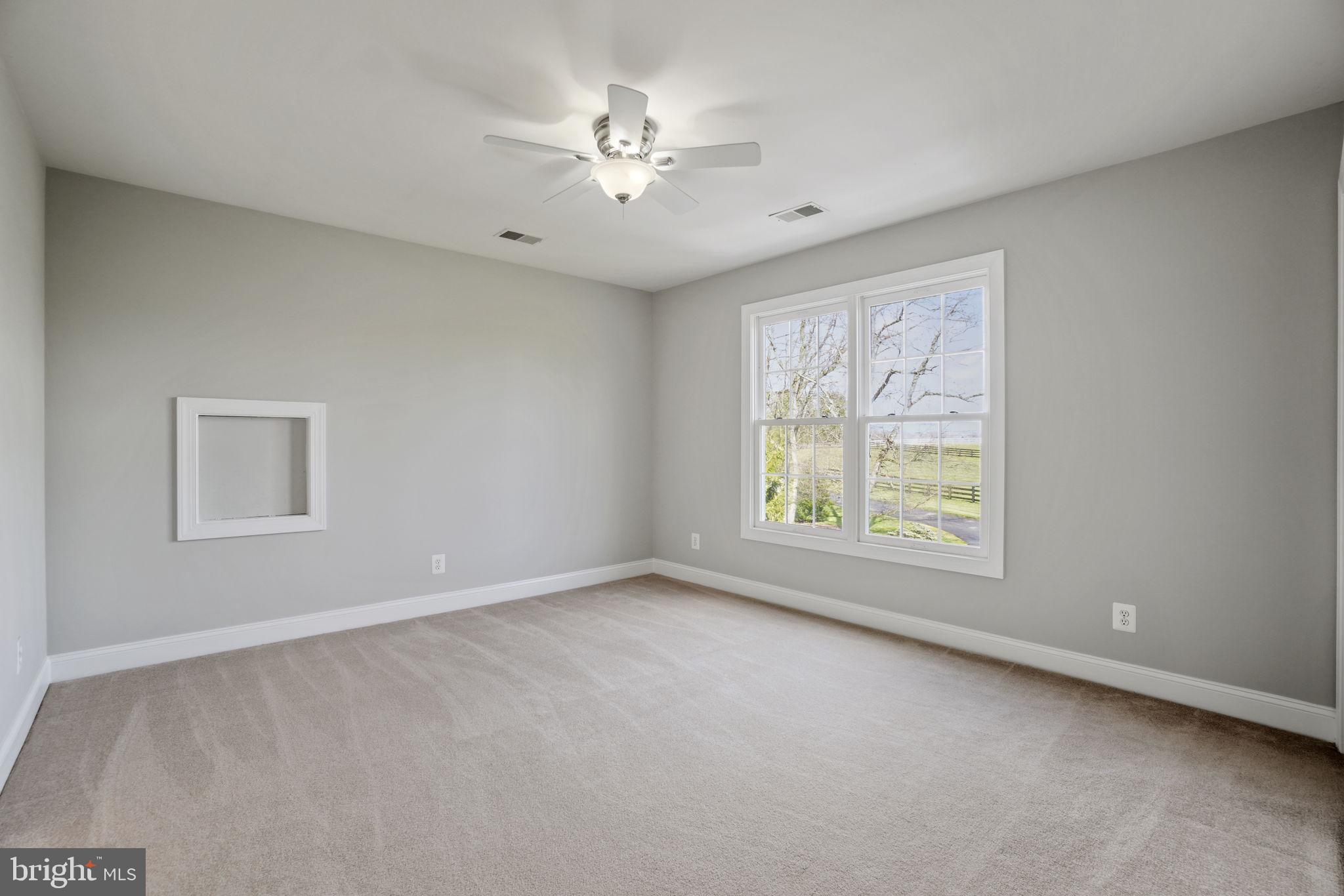 41419 SOUTHPAW PLACE