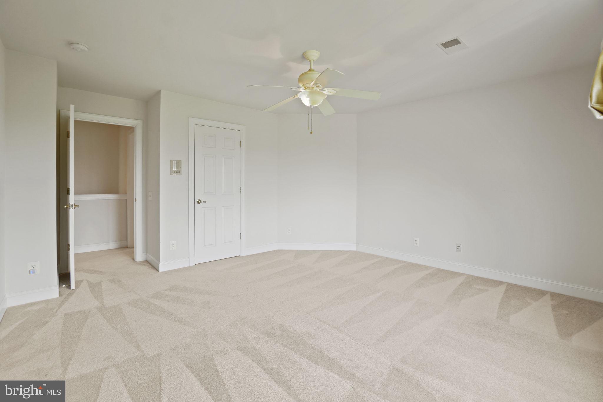 41419 SOUTHPAW PLACE