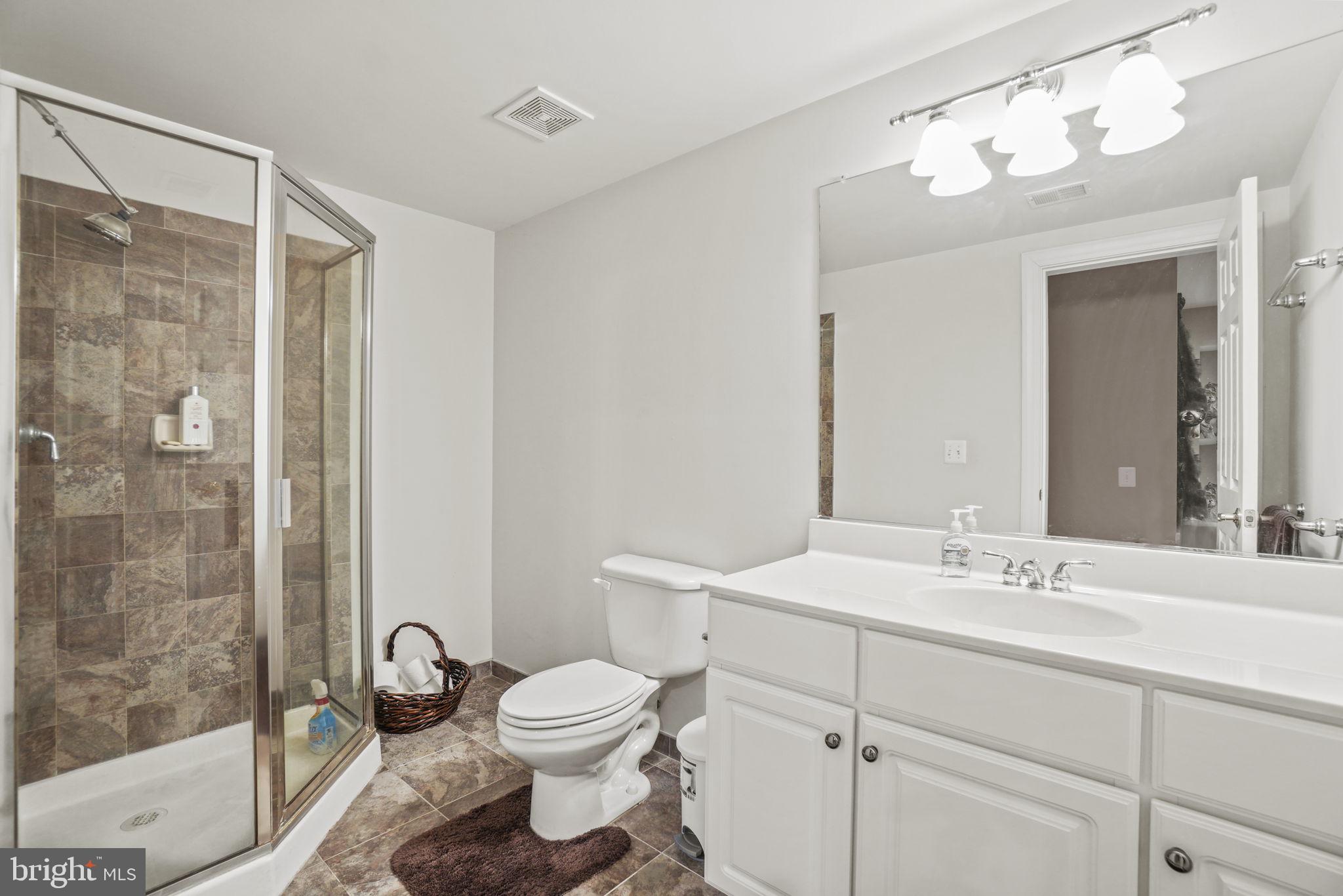 41419 SOUTHPAW PLACE