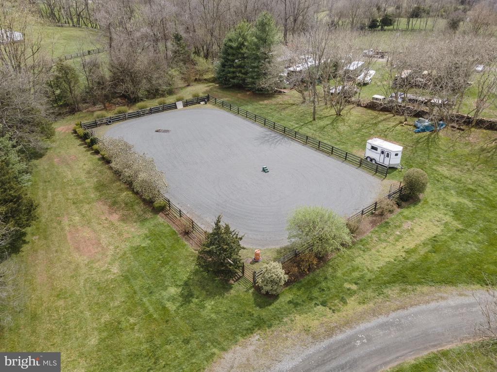 41419 SOUTHPAW PLACE