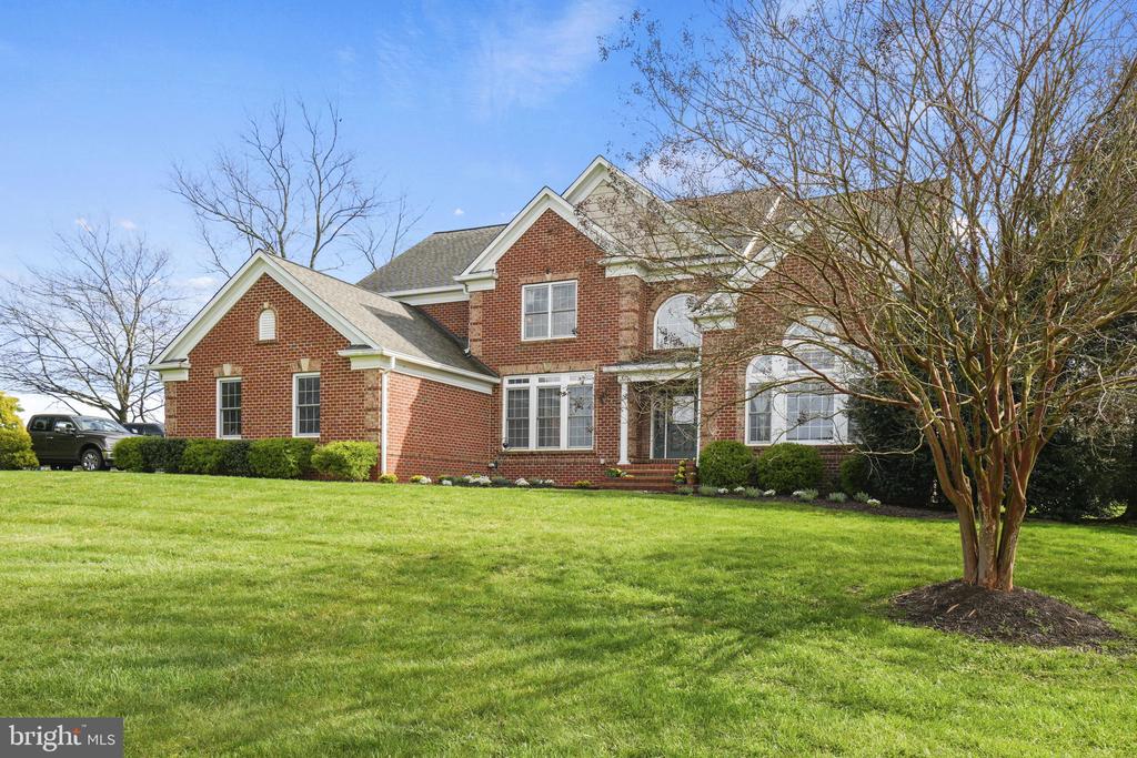 41419 SOUTHPAW PLACE