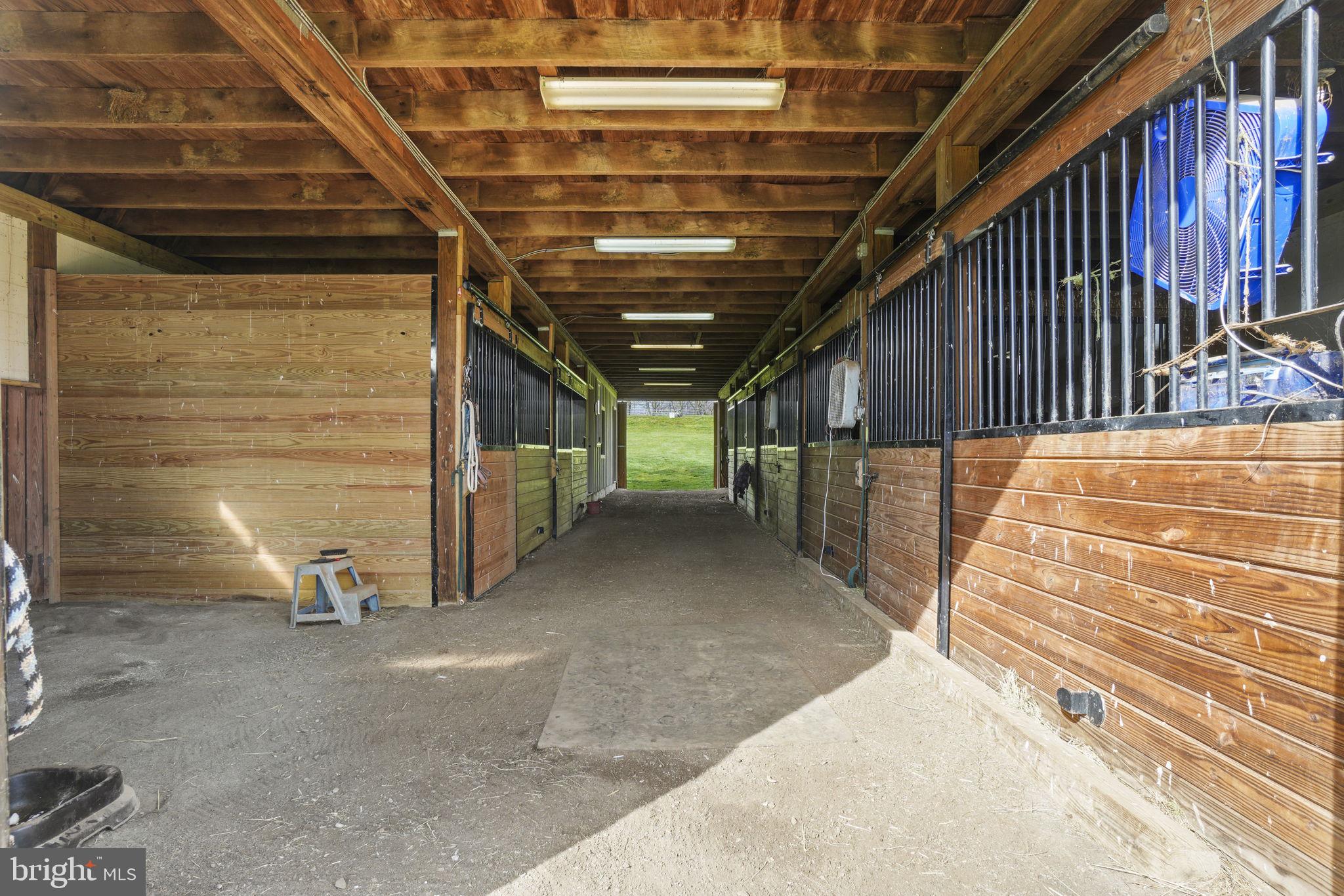 41419 SOUTHPAW PLACE