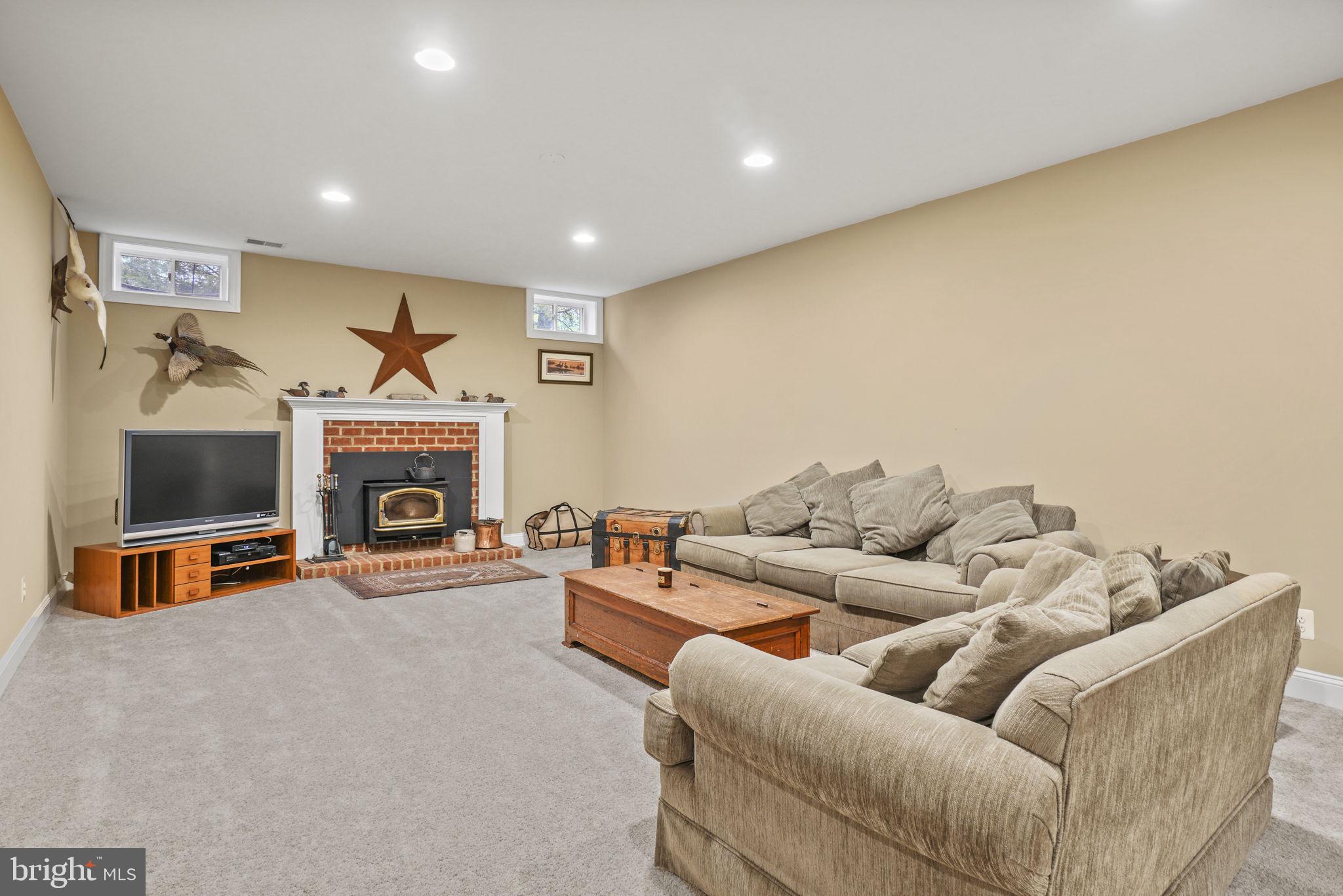 41419 SOUTHPAW PLACE