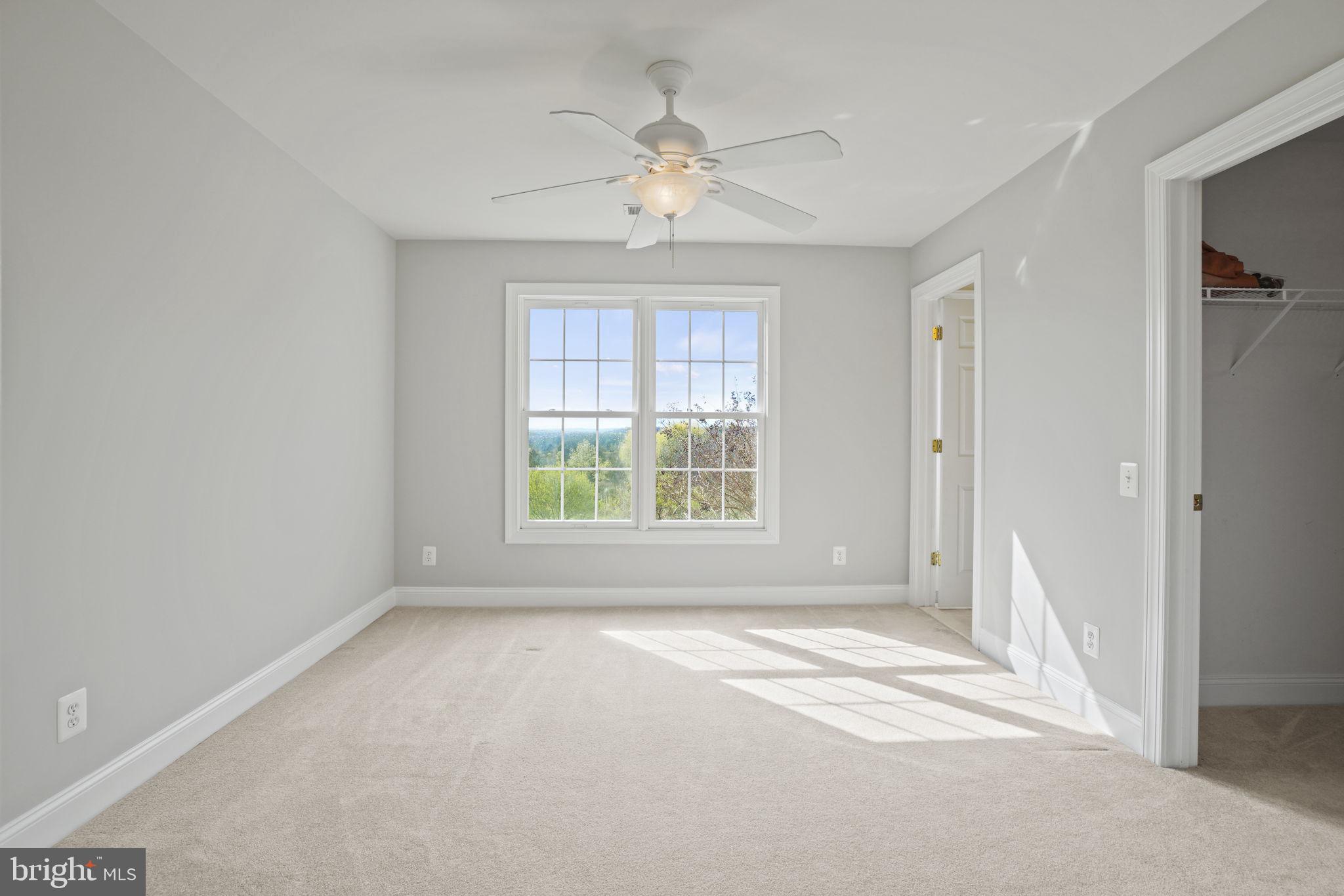 41419 SOUTHPAW PLACE