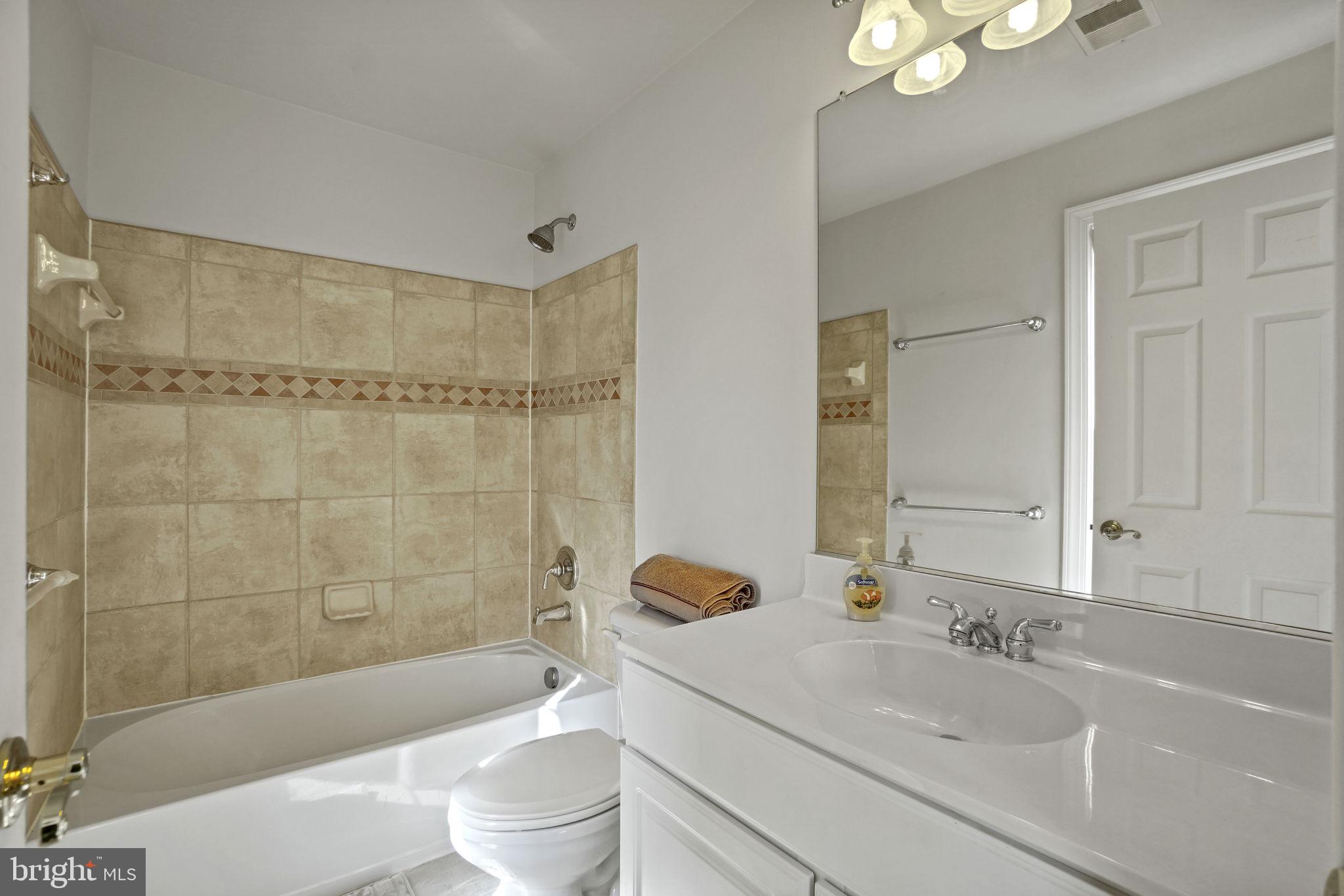 41419 SOUTHPAW PLACE