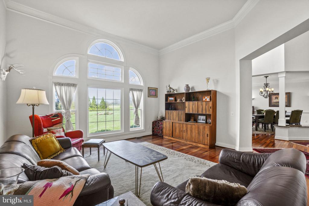 41419 SOUTHPAW PLACE