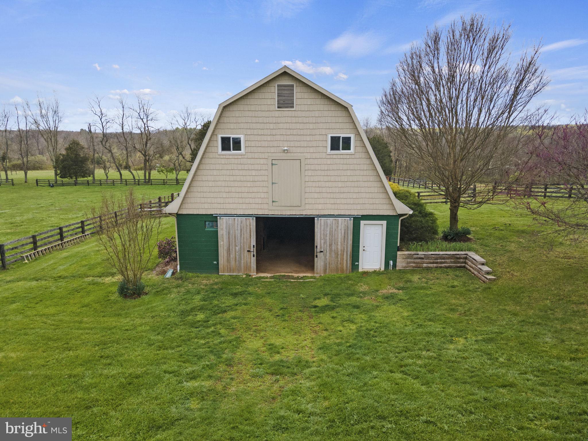 41419 SOUTHPAW PLACE