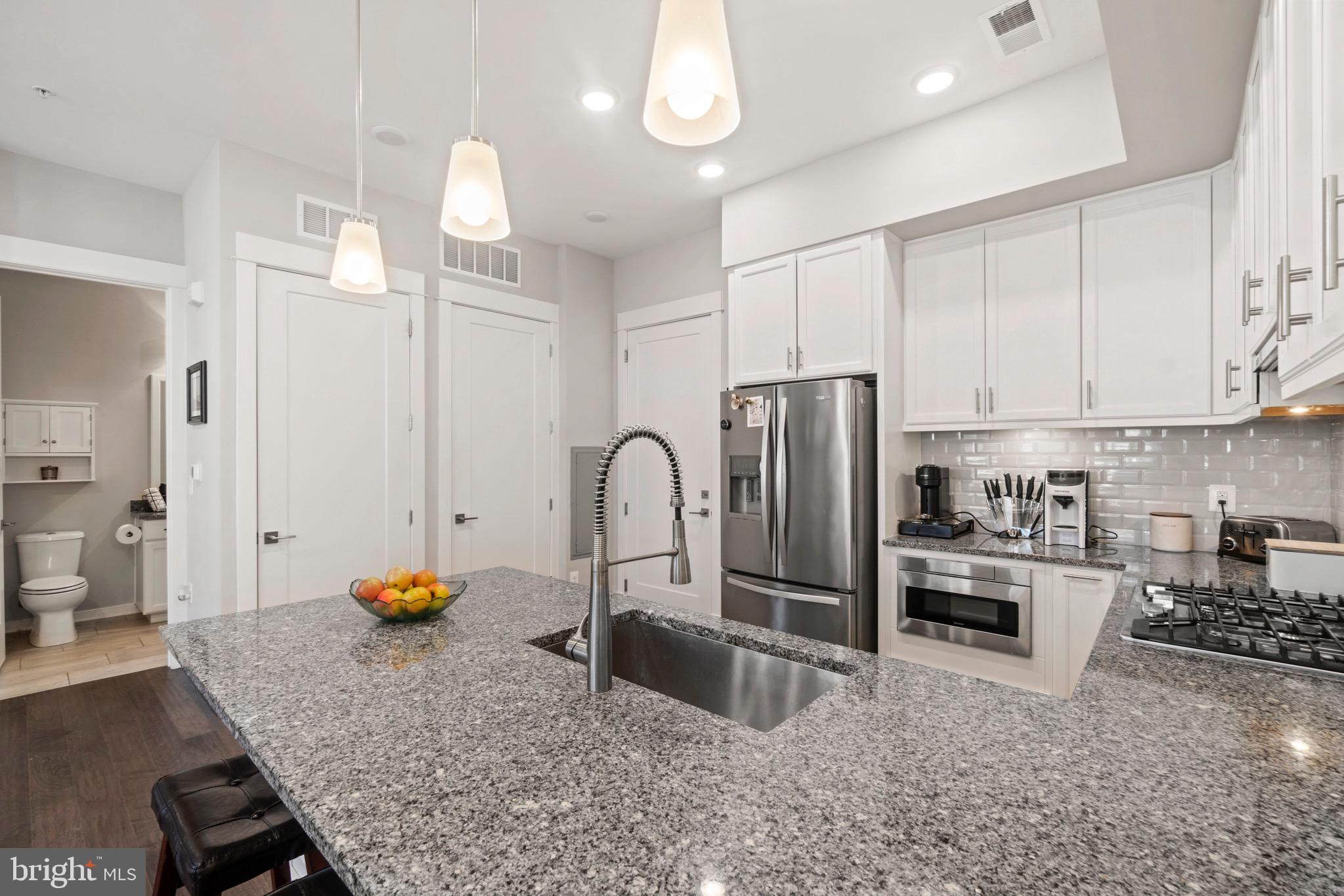 3 STATIONMASTER STREET SE 102