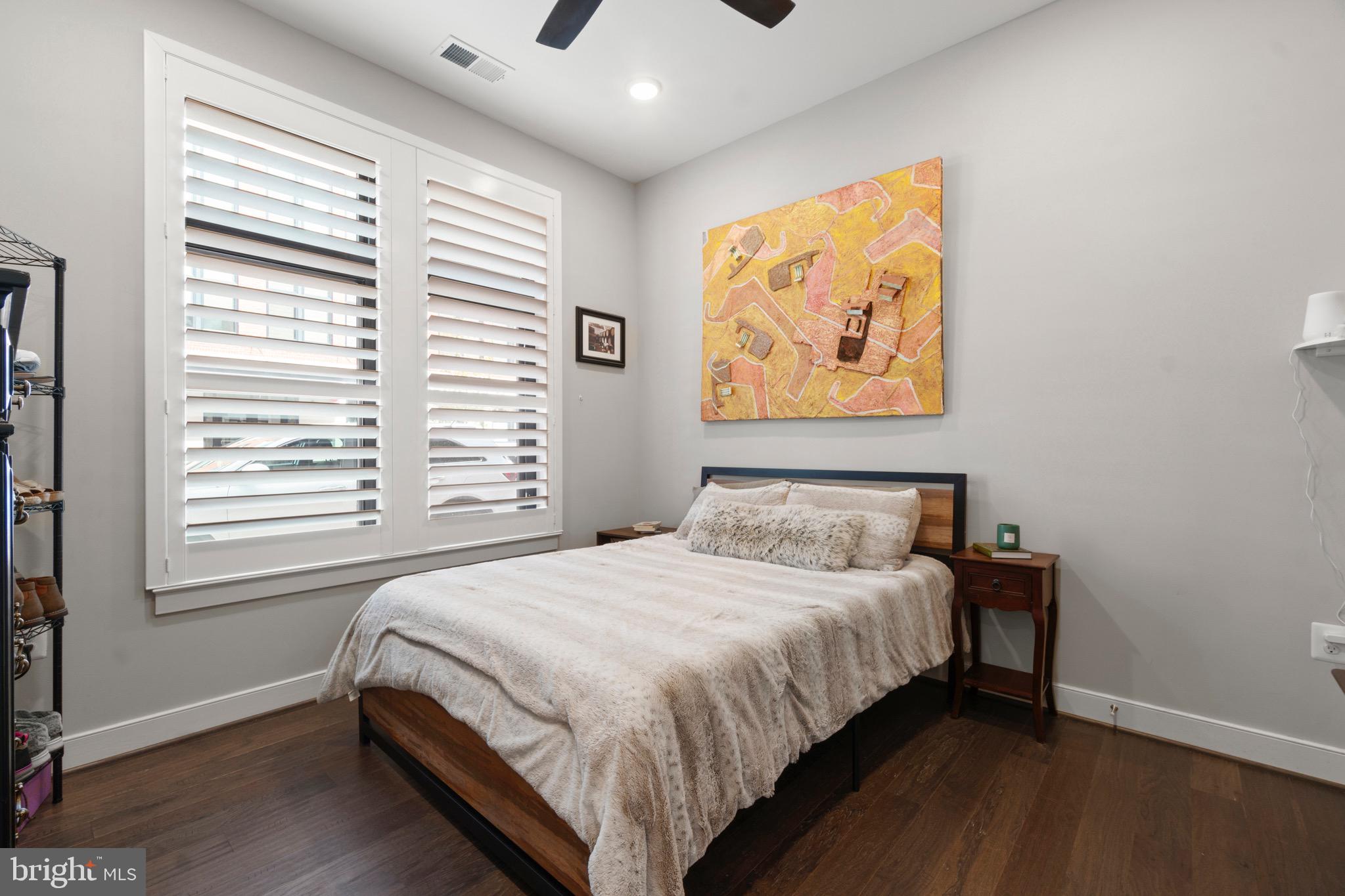 3 STATIONMASTER STREET SE 102