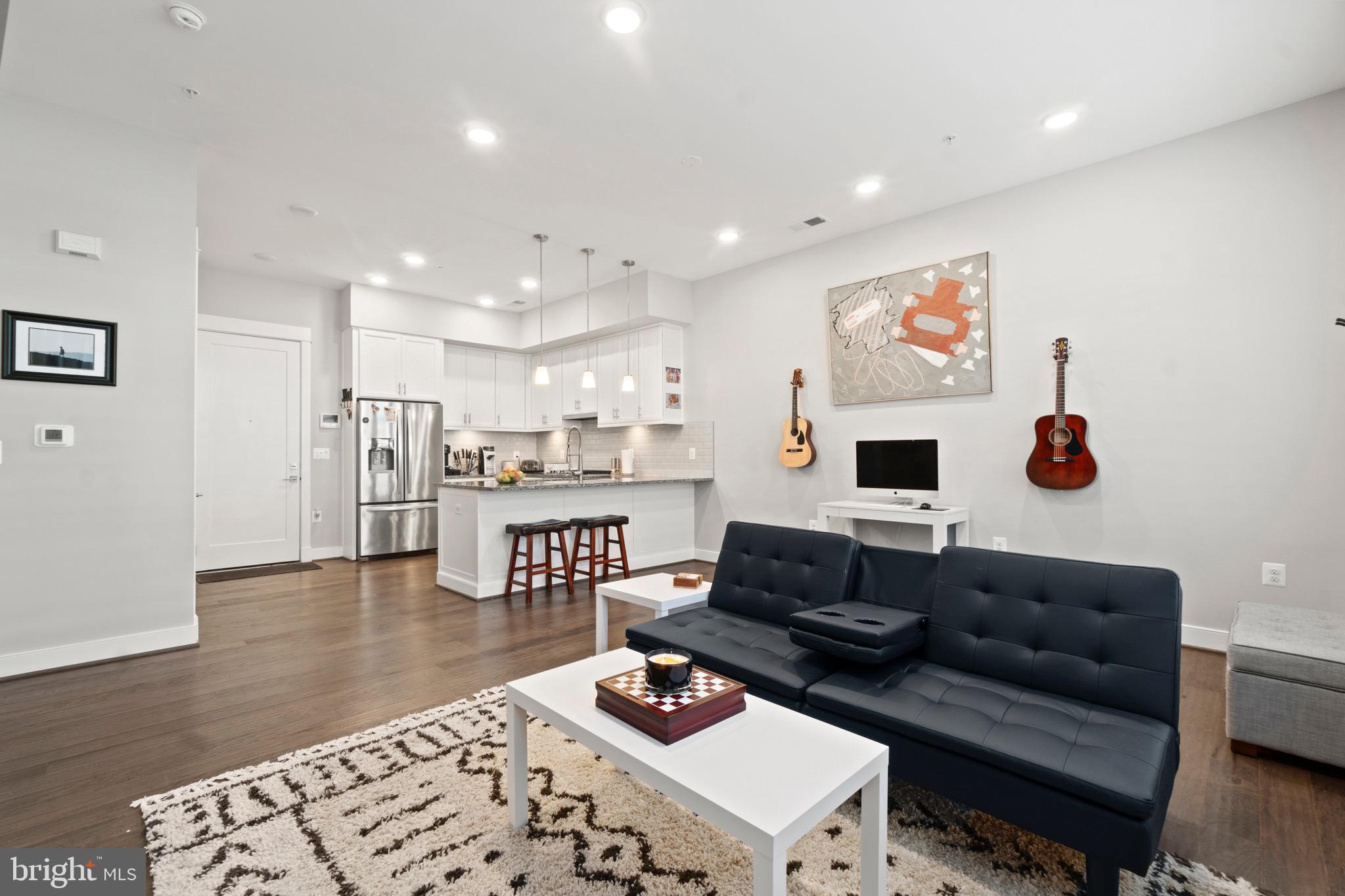 3 STATIONMASTER STREET SE 102