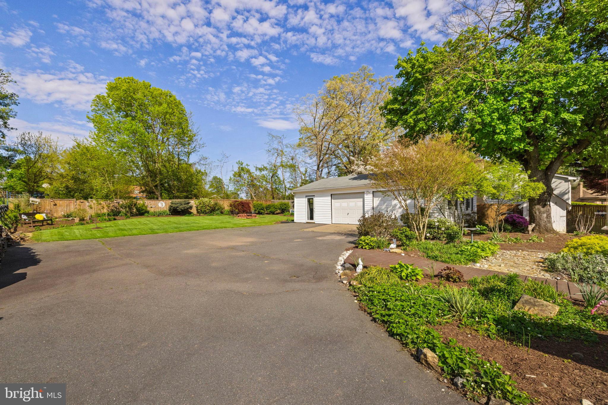 117 S SAINT PAUL STREET