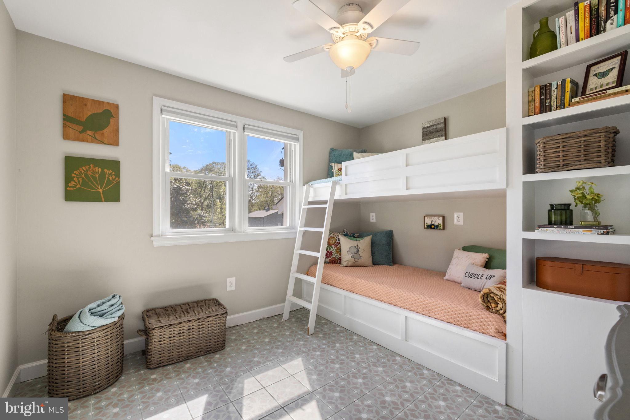 117 S SAINT PAUL STREET