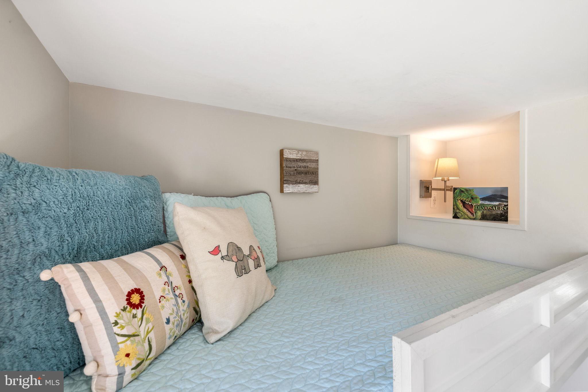 117 S SAINT PAUL STREET