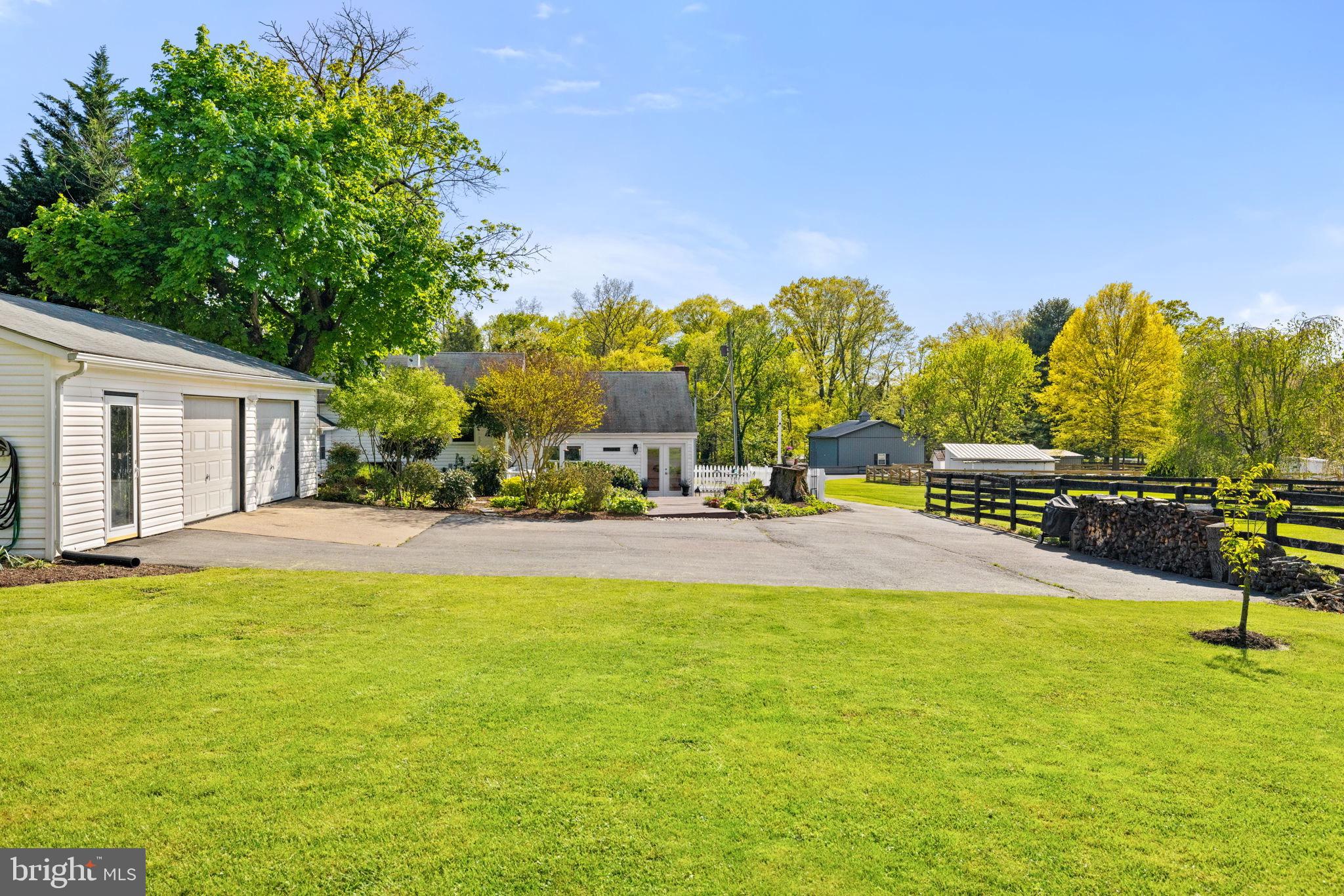 117 S SAINT PAUL STREET