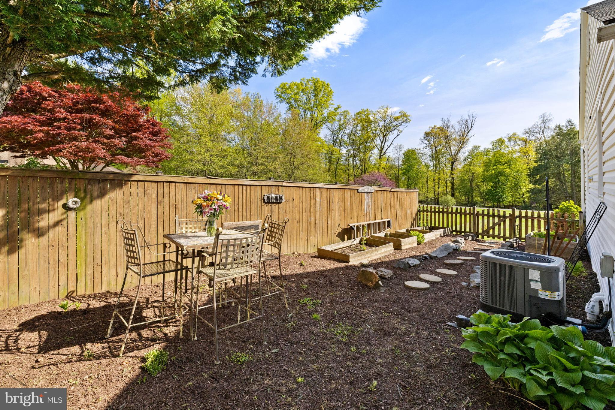 117 S SAINT PAUL STREET