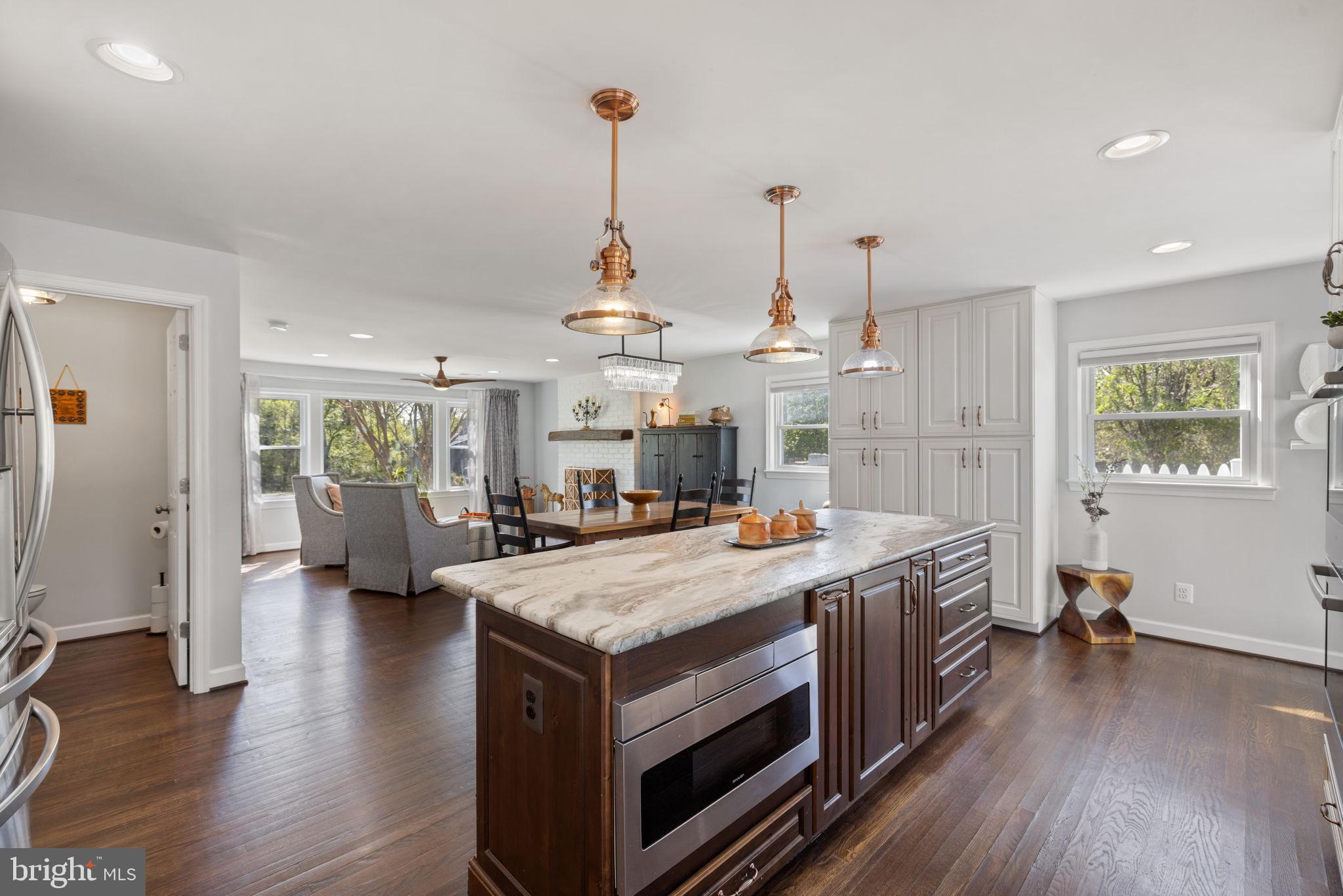 117 S SAINT PAUL STREET