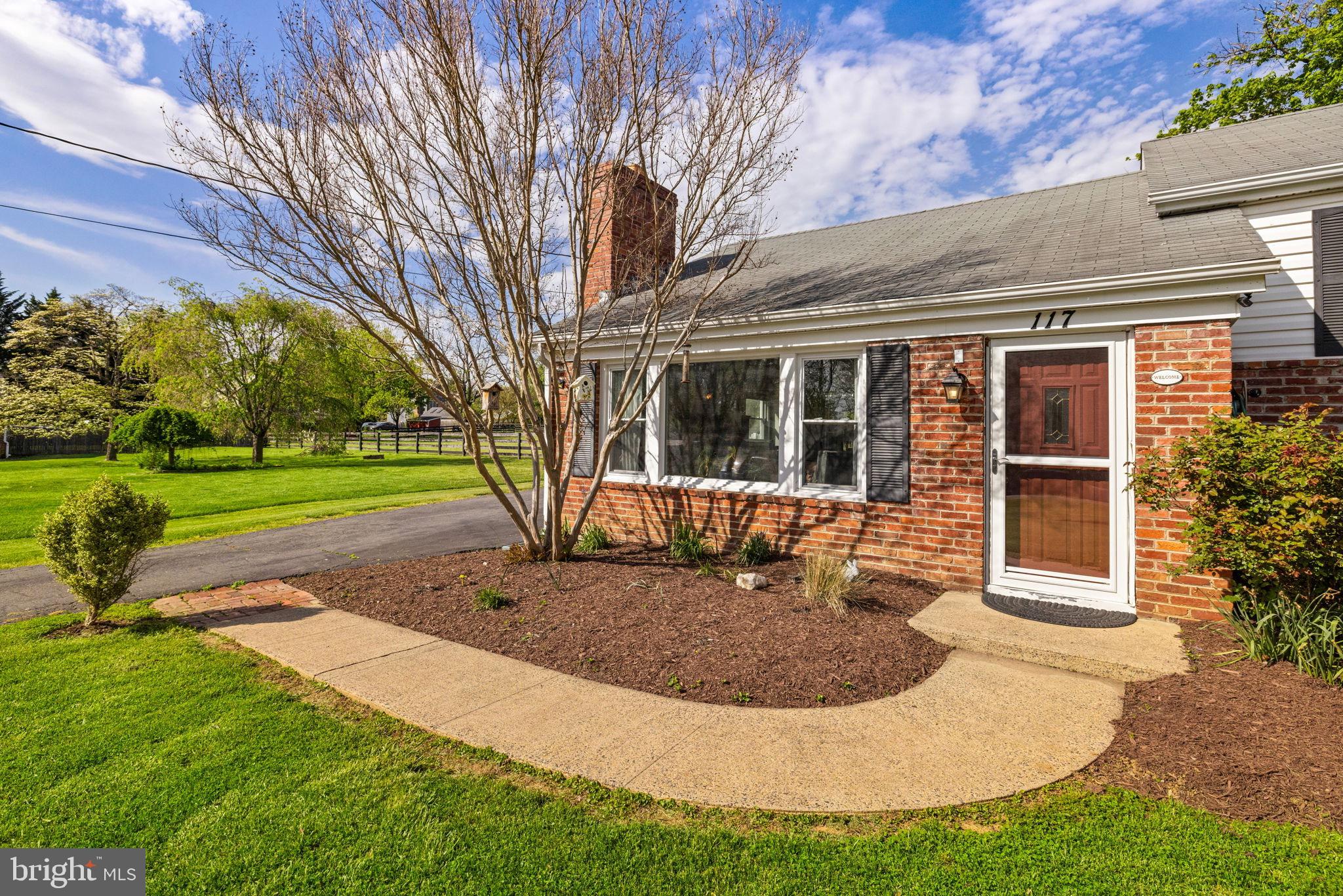 117 S SAINT PAUL STREET