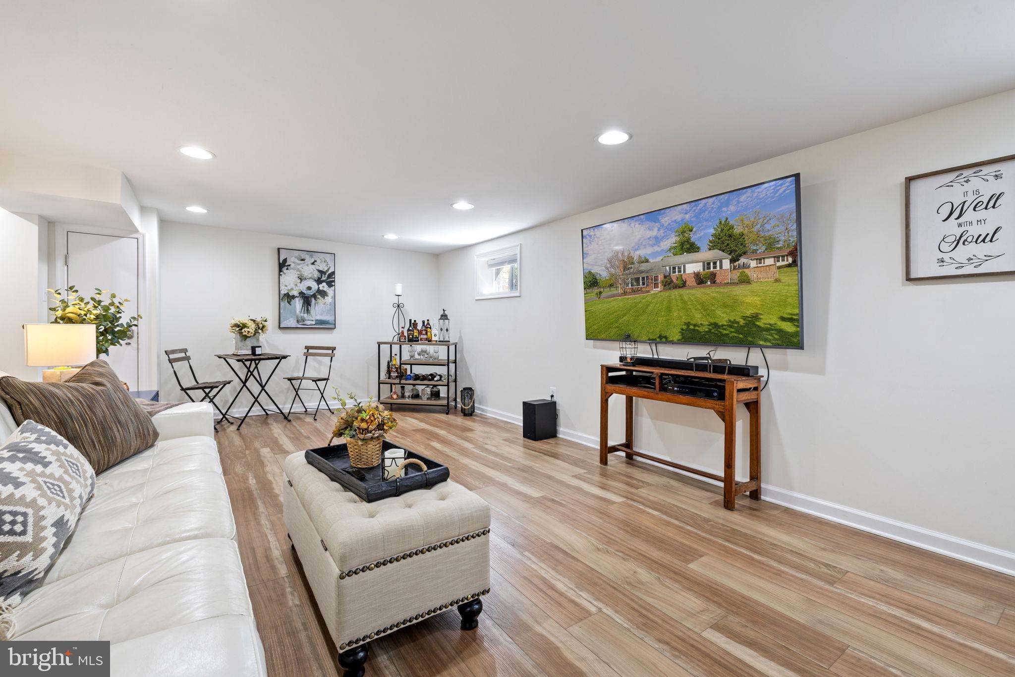 117 S SAINT PAUL STREET