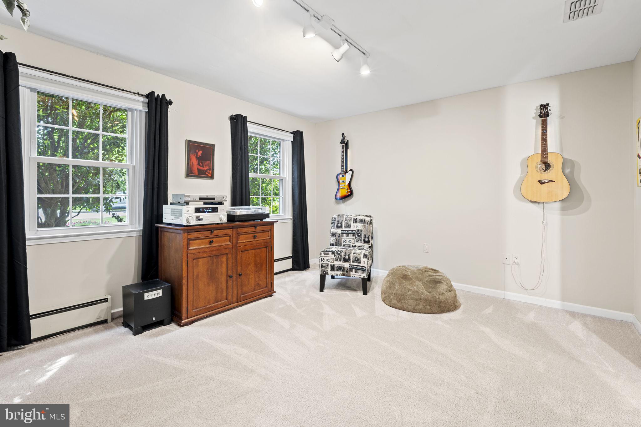 410 AYRLEE AVENUE NW