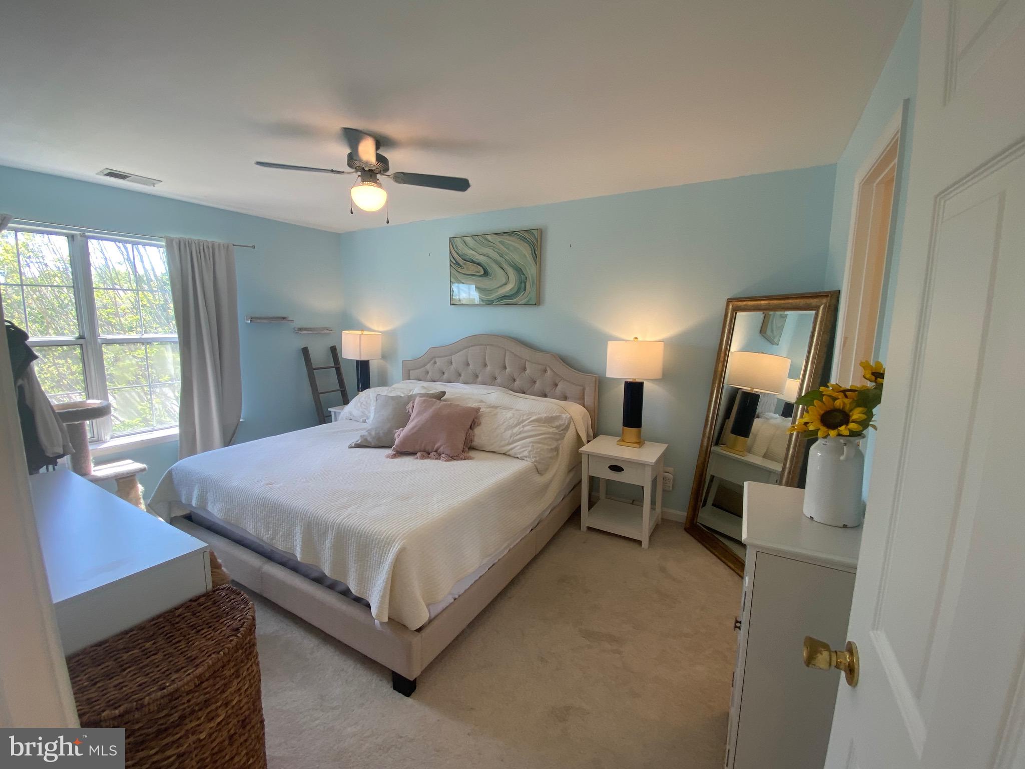 1003 FOXHUNT TERRACE NE 301