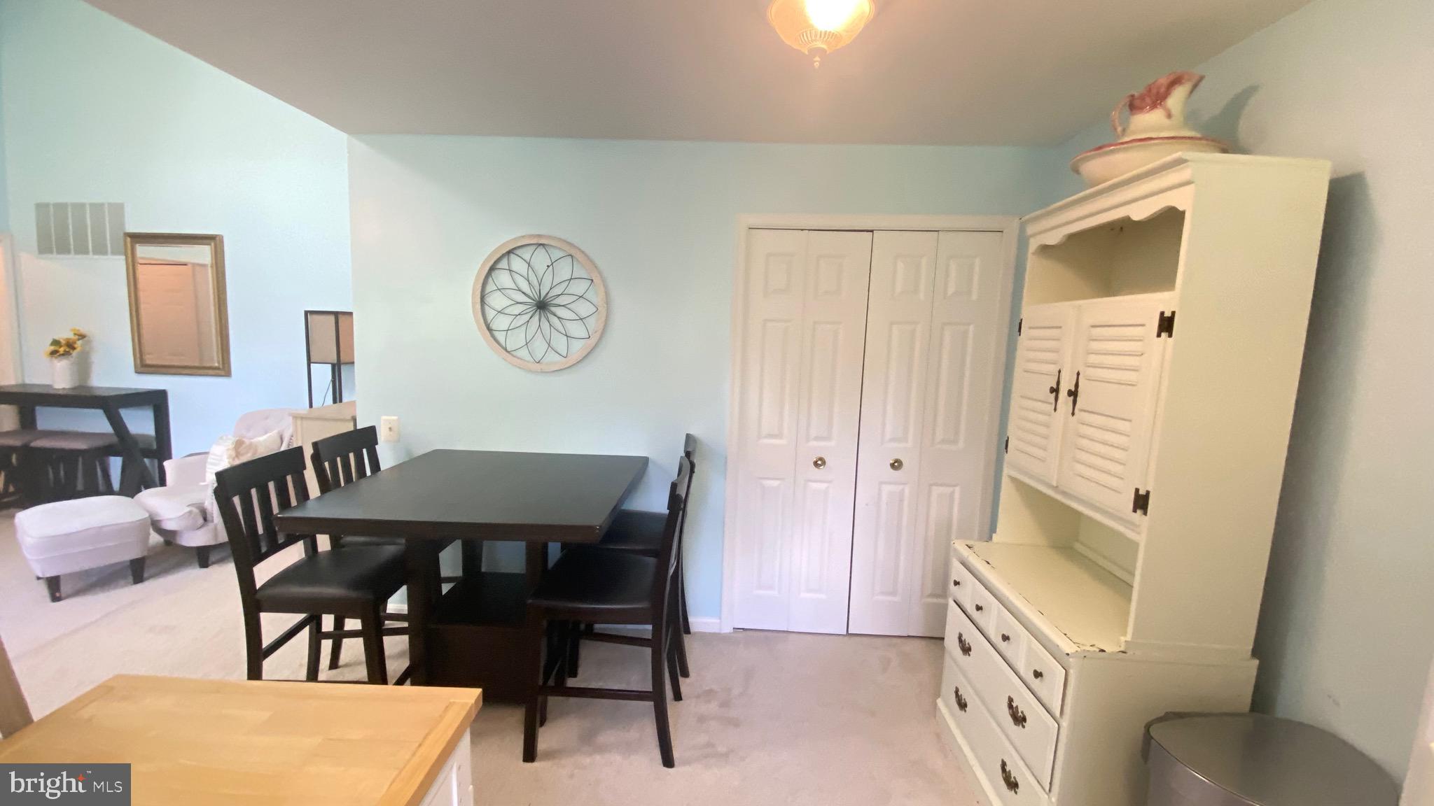 1003 FOXHUNT TERRACE NE 301