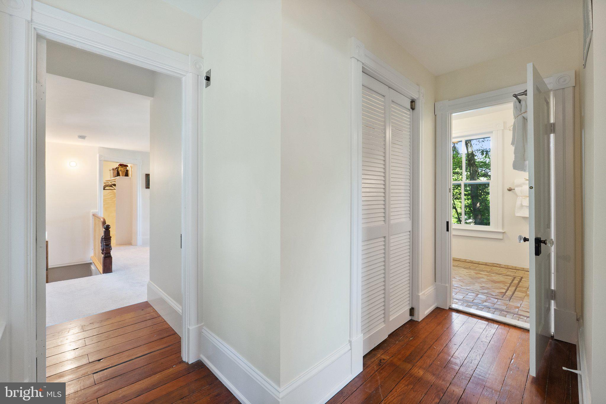 18100 & 18096 LINCOLN ROAD