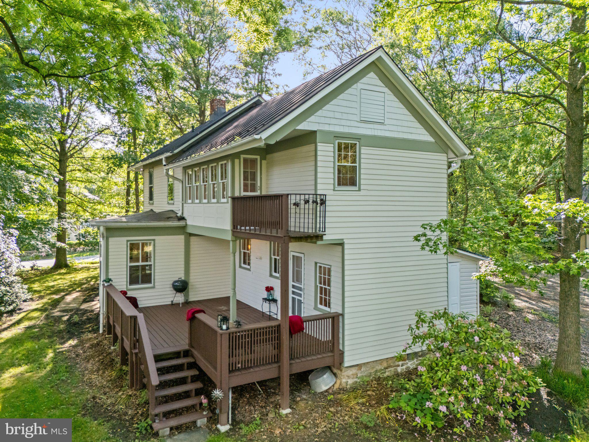 18100 & 18096 LINCOLN ROAD