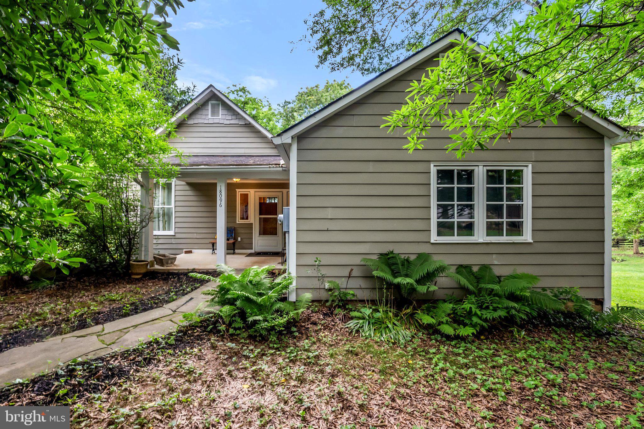 18100 & 18096 LINCOLN ROAD