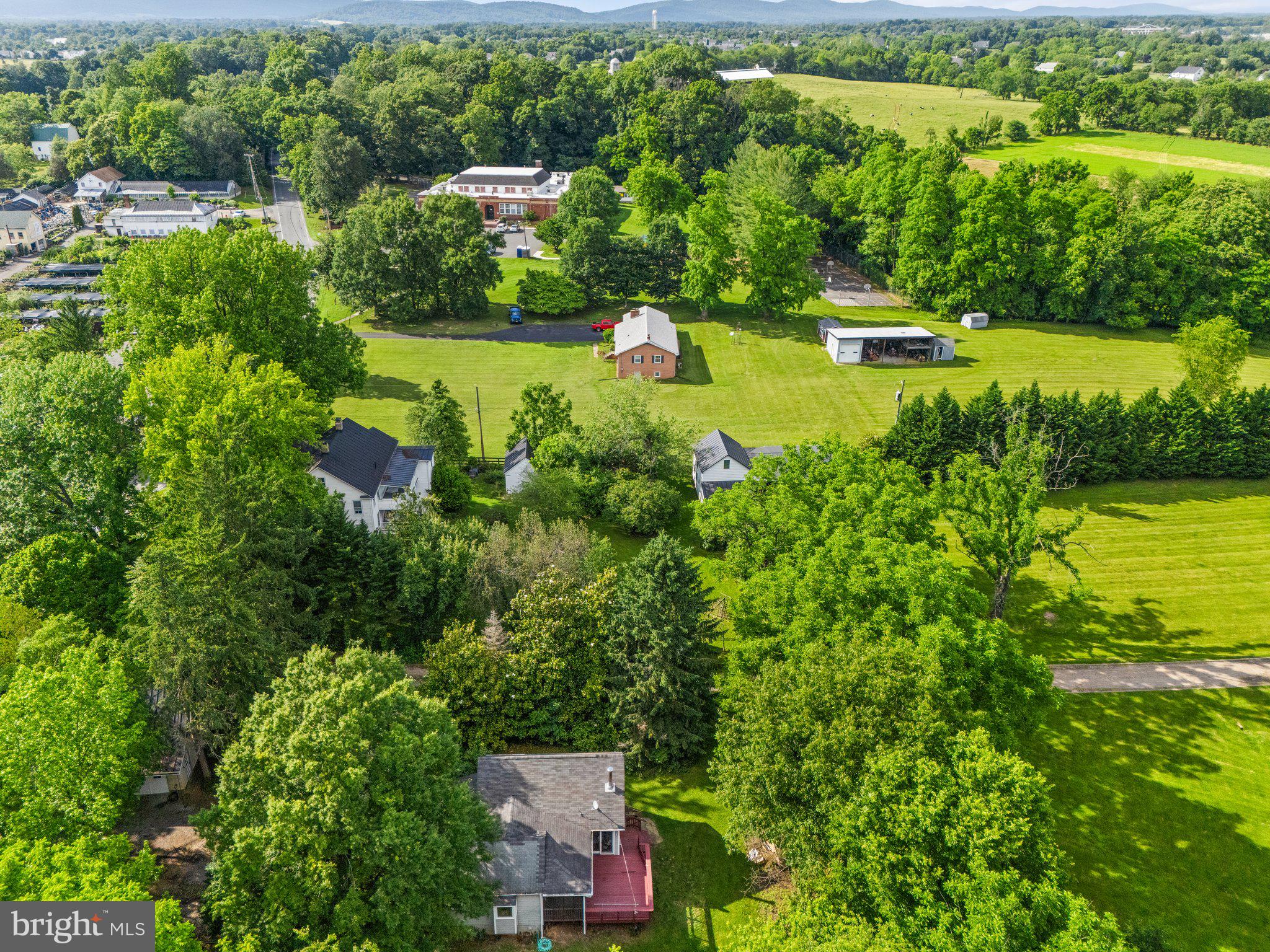18100 & 18096 LINCOLN ROAD