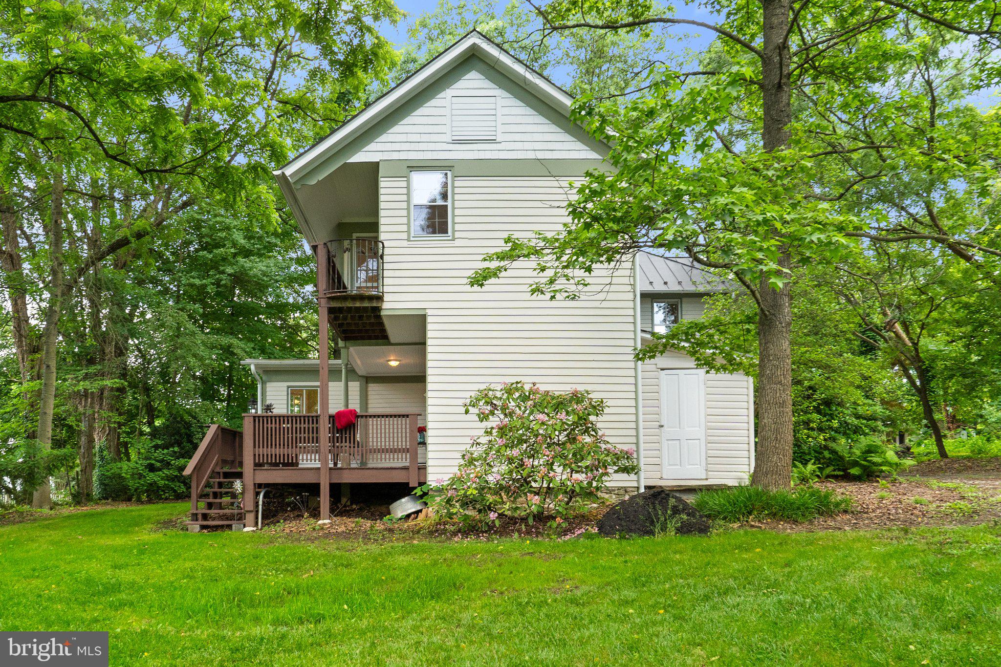 18100 & 18096 LINCOLN ROAD