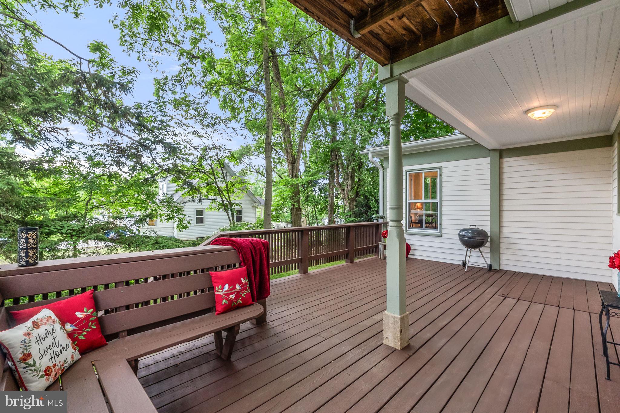 18100 & 18096 LINCOLN ROAD