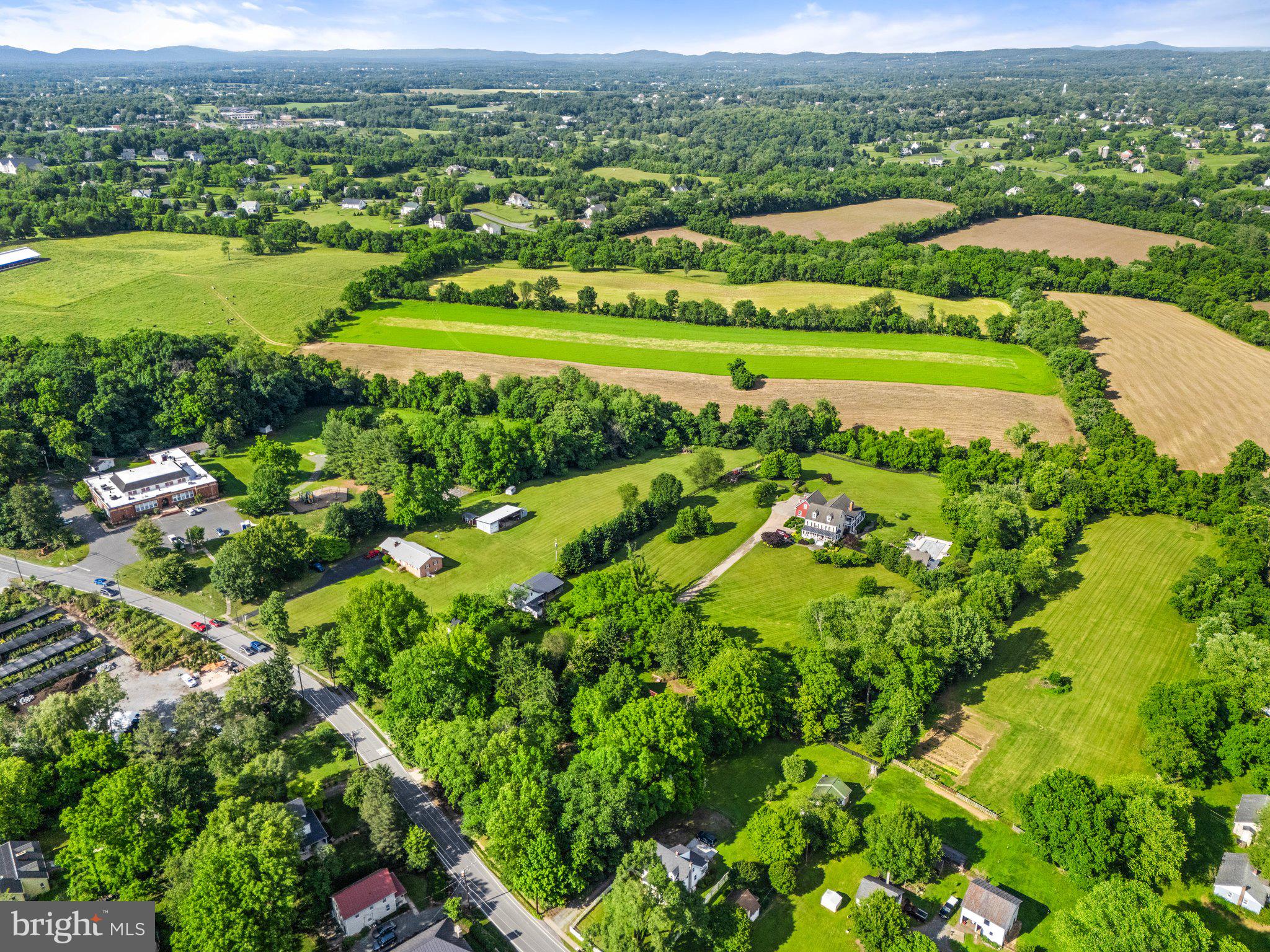 18100 & 18096 LINCOLN ROAD