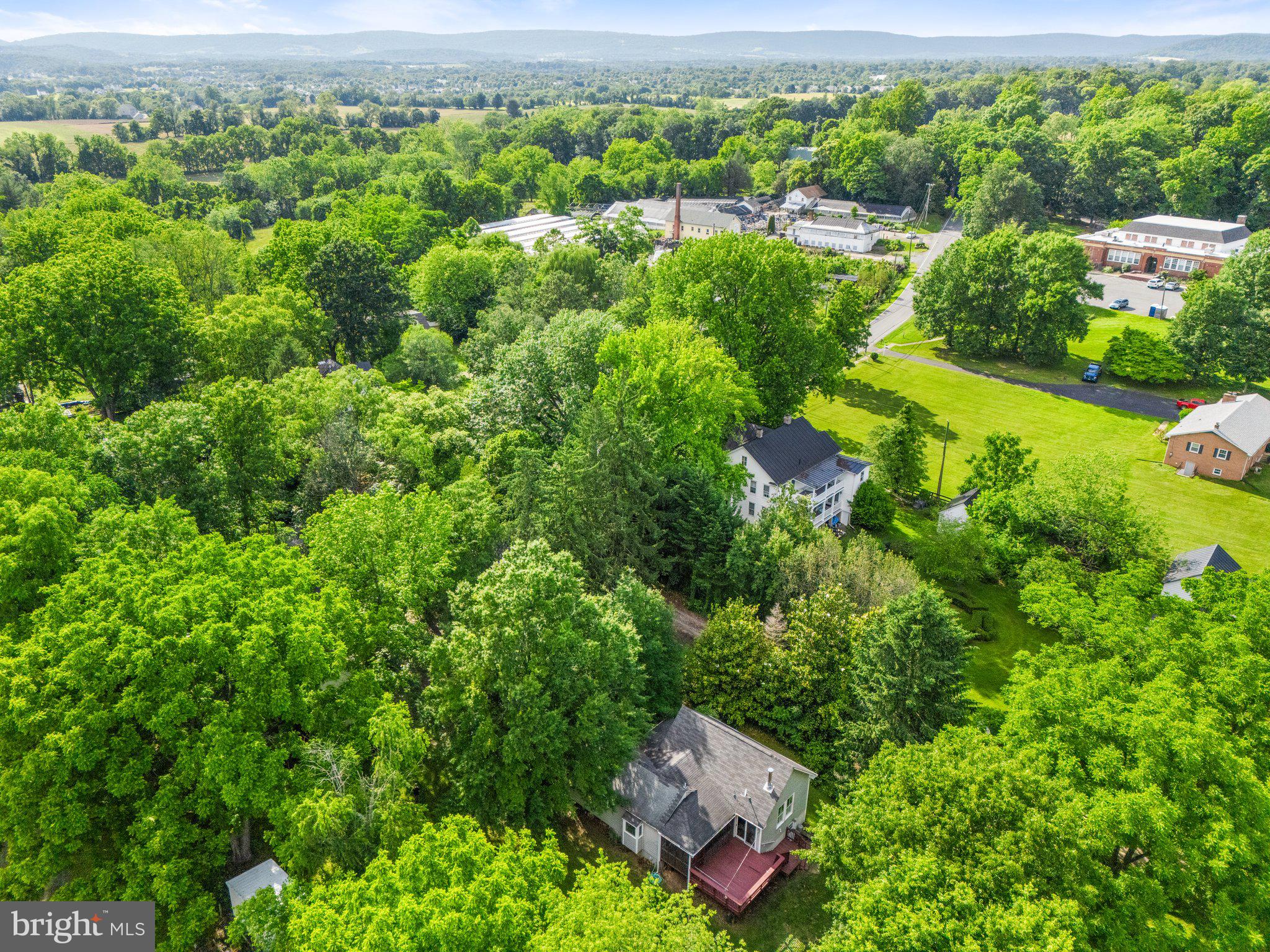 18100 & 18096 LINCOLN ROAD