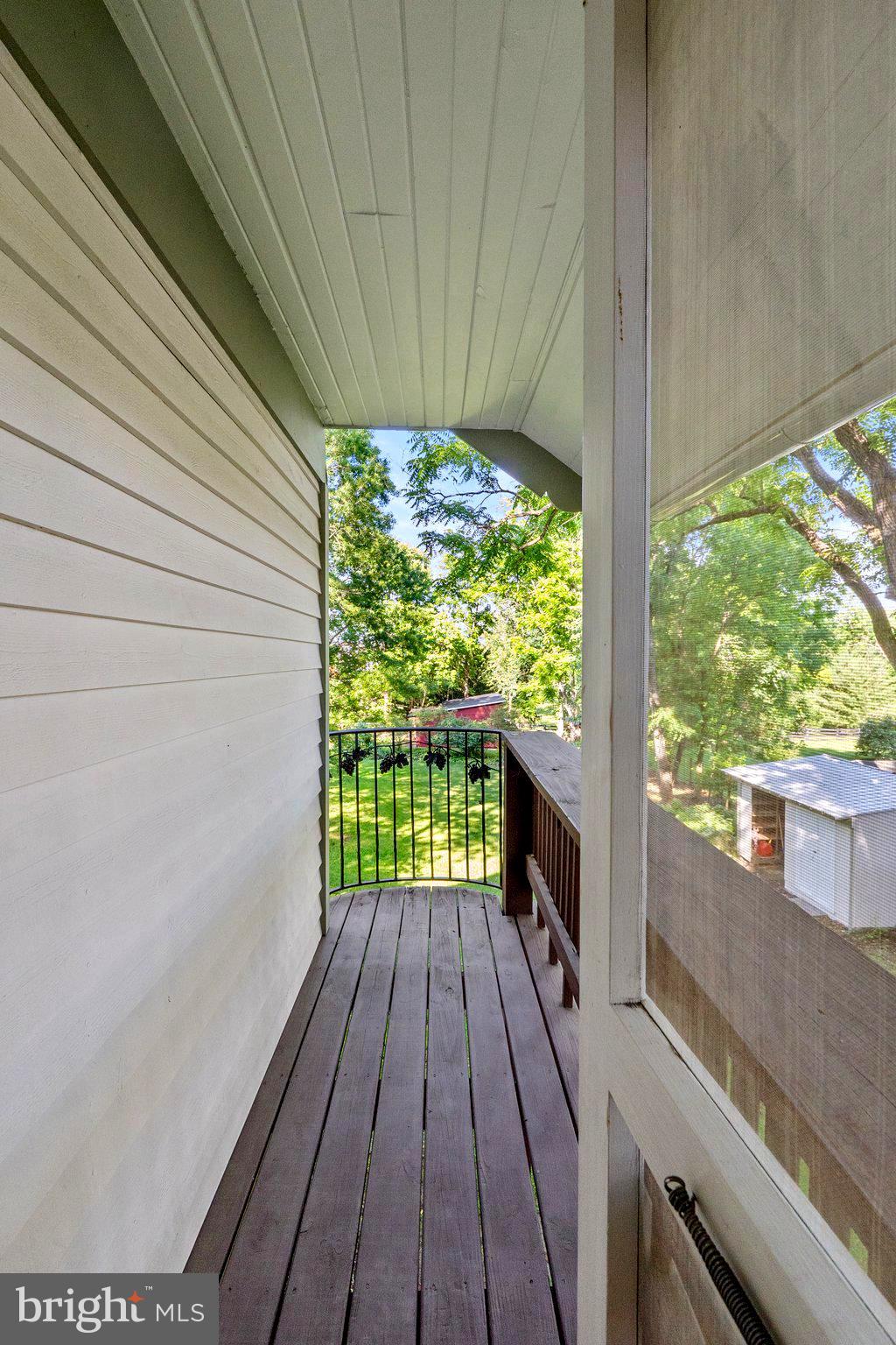 18100 & 18096 LINCOLN ROAD