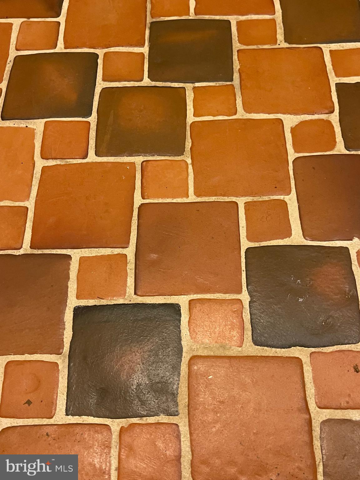 18100 & 18096 LINCOLN ROAD