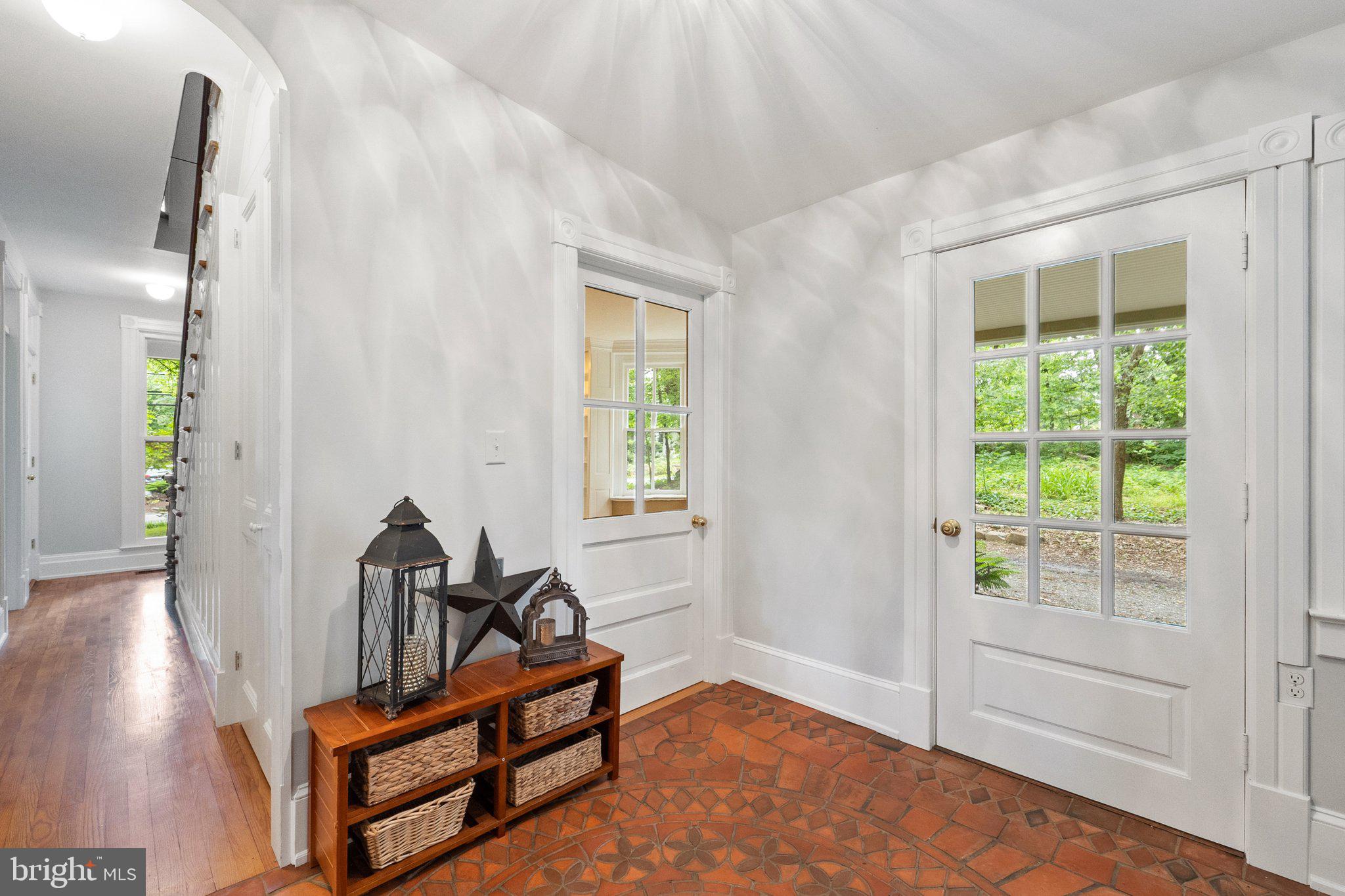 18100 & 18096 LINCOLN ROAD