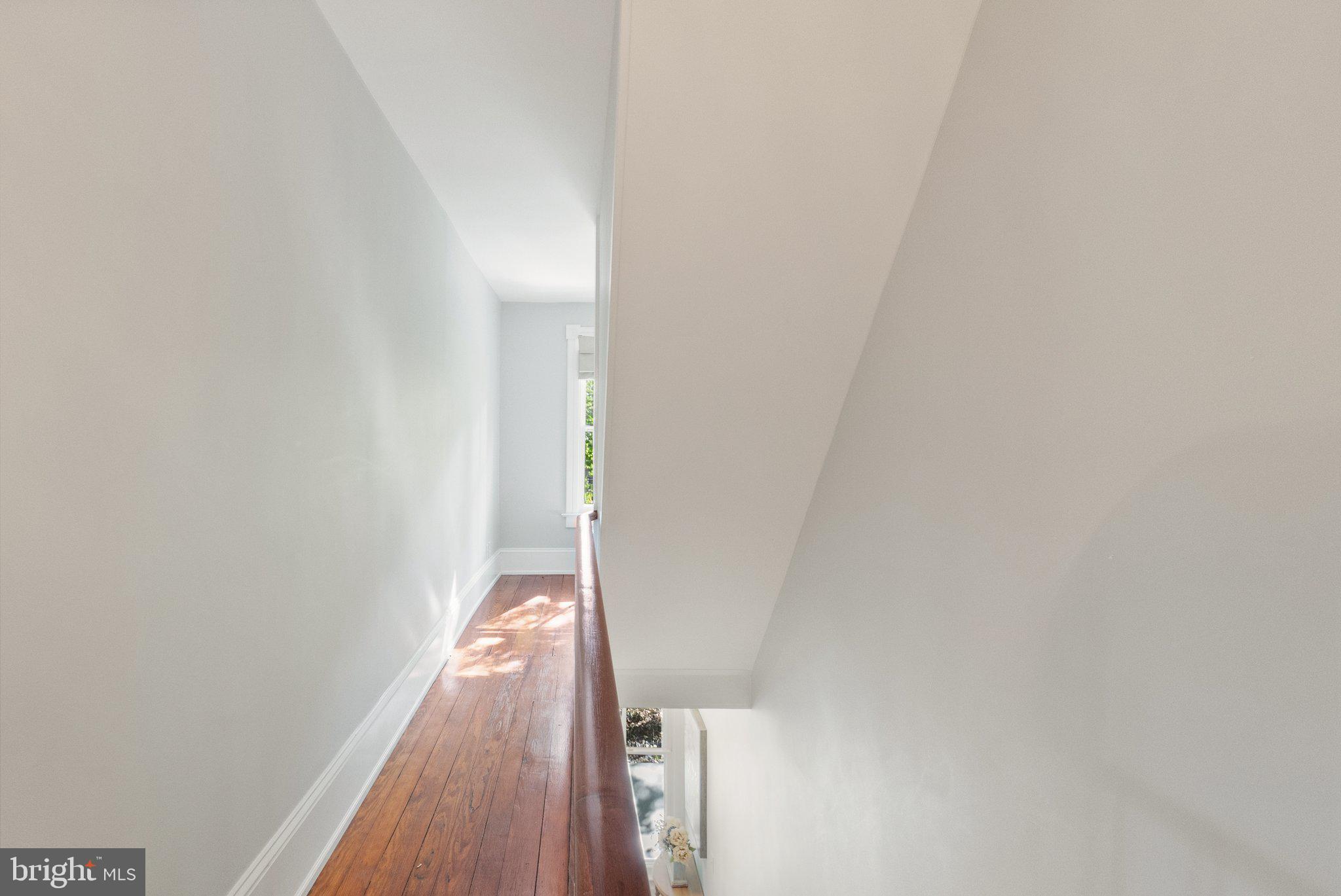 18100 & 18096 LINCOLN ROAD