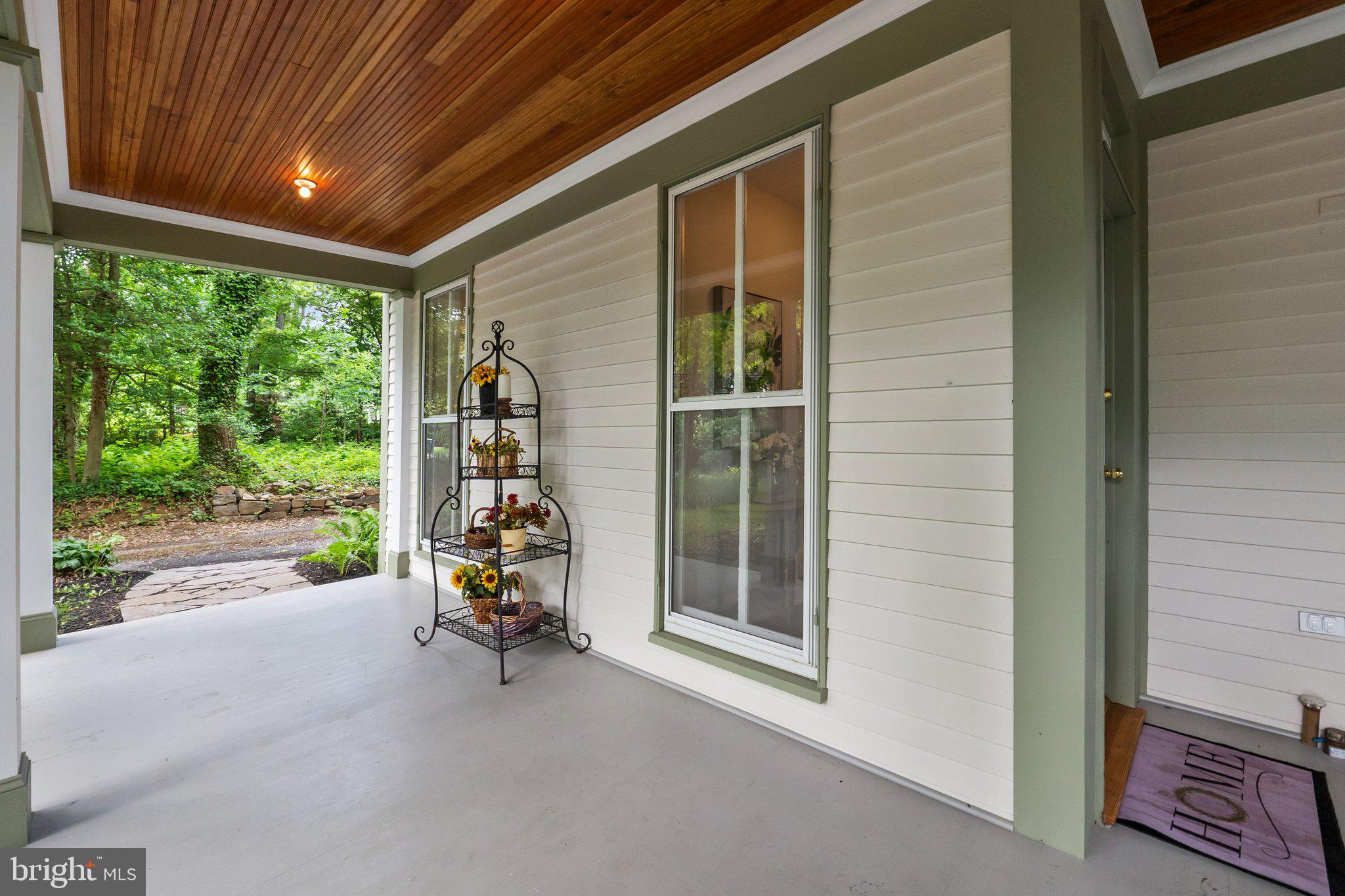 18100 & 18096 LINCOLN ROAD