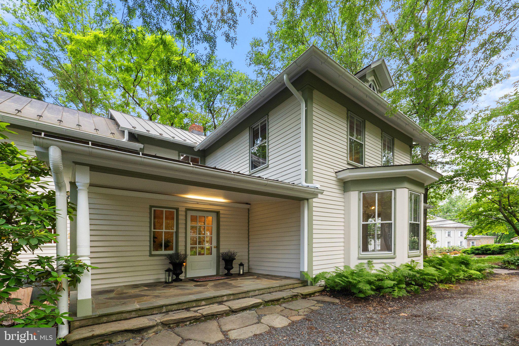 18100 & 18096 LINCOLN ROAD