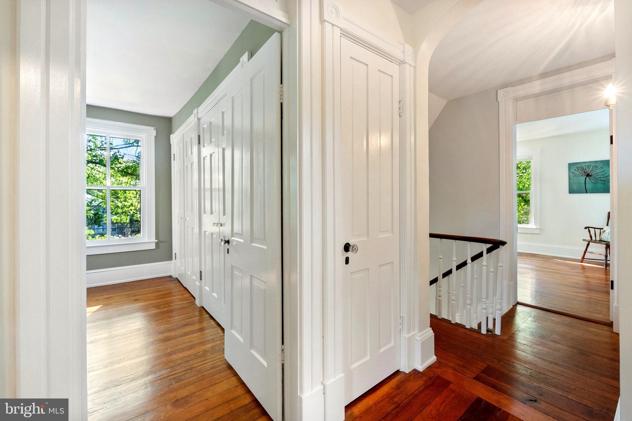 18100 & 18096 LINCOLN ROAD