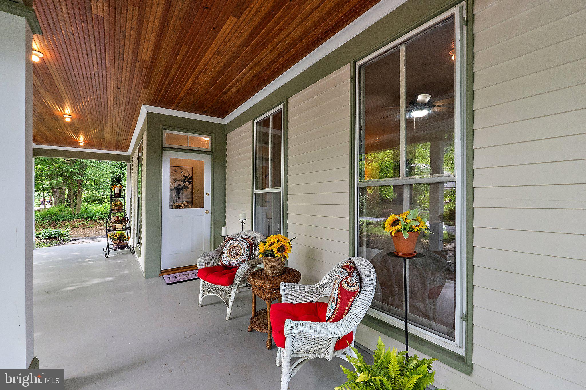 18100 & 18096 LINCOLN ROAD