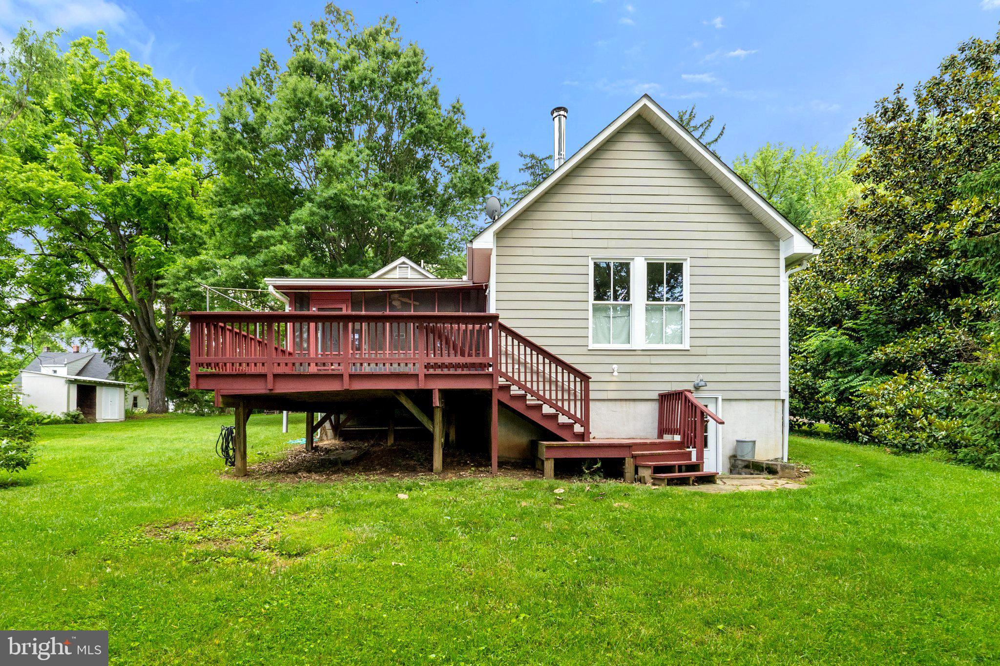 18100 & 18096 LINCOLN ROAD