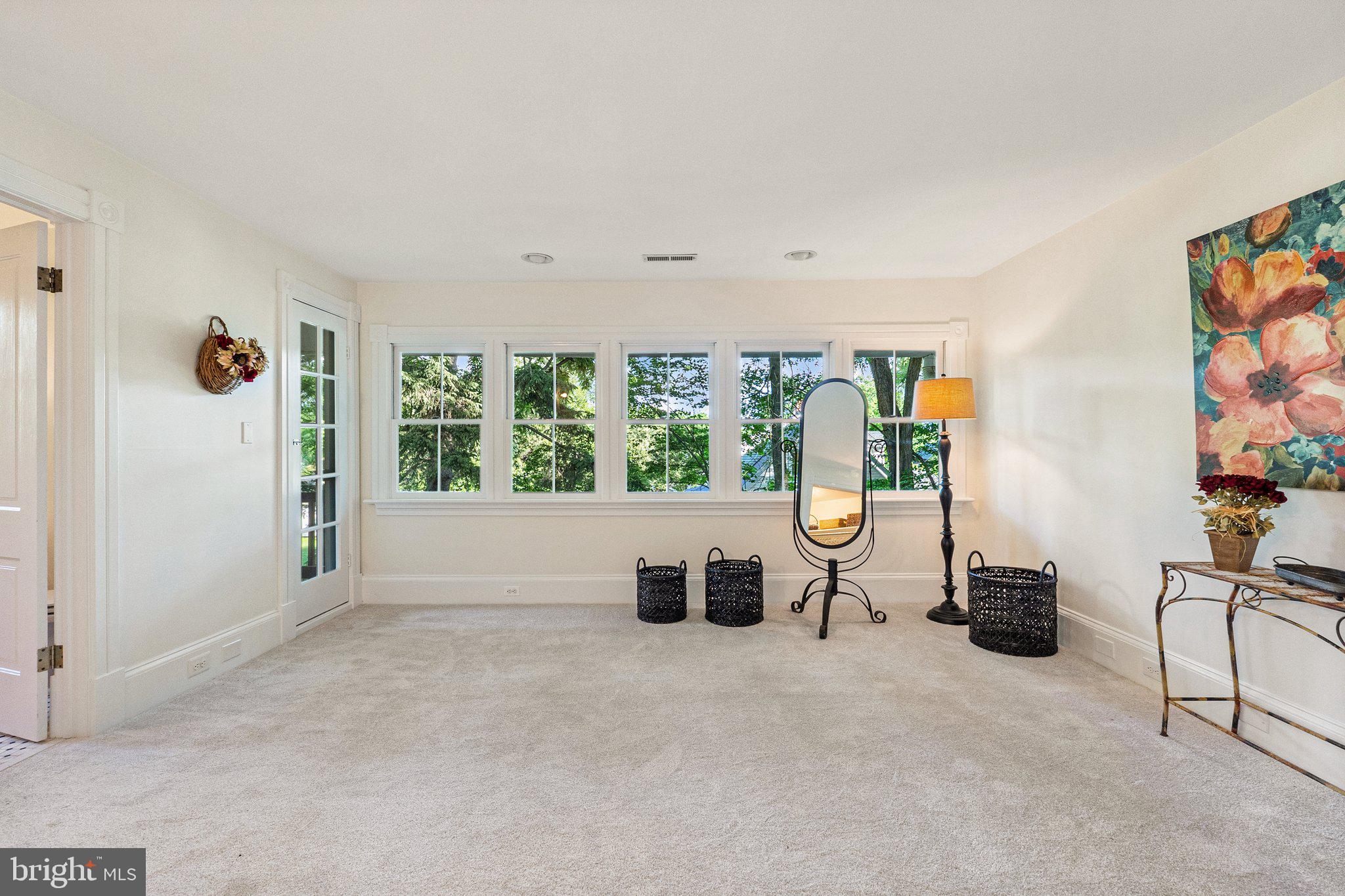 18100 & 18096 LINCOLN ROAD